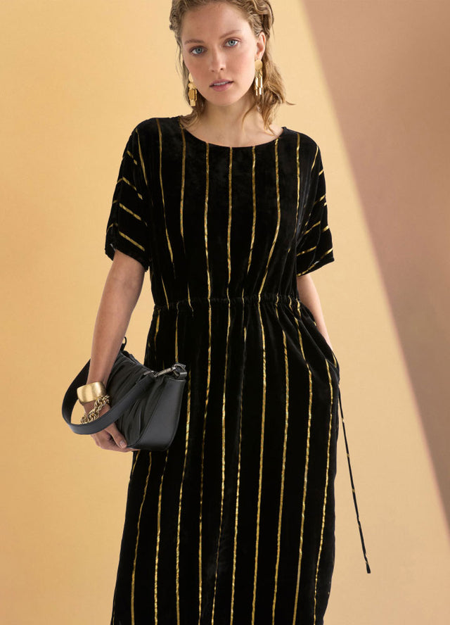 BLACK DRESSES