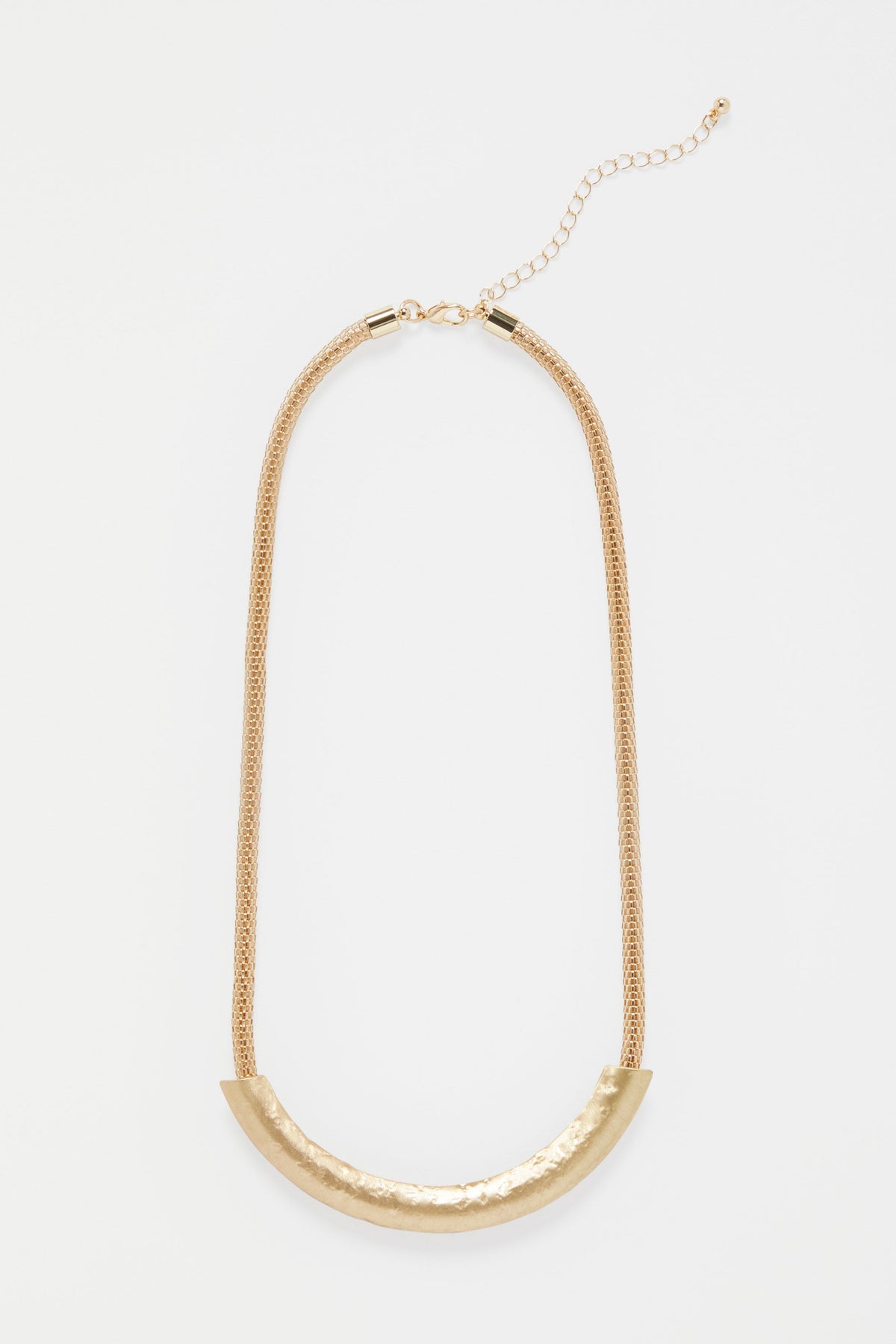 Gild Snake Chain Hammered Half Moon Pedant Metal Necklace | GOLD