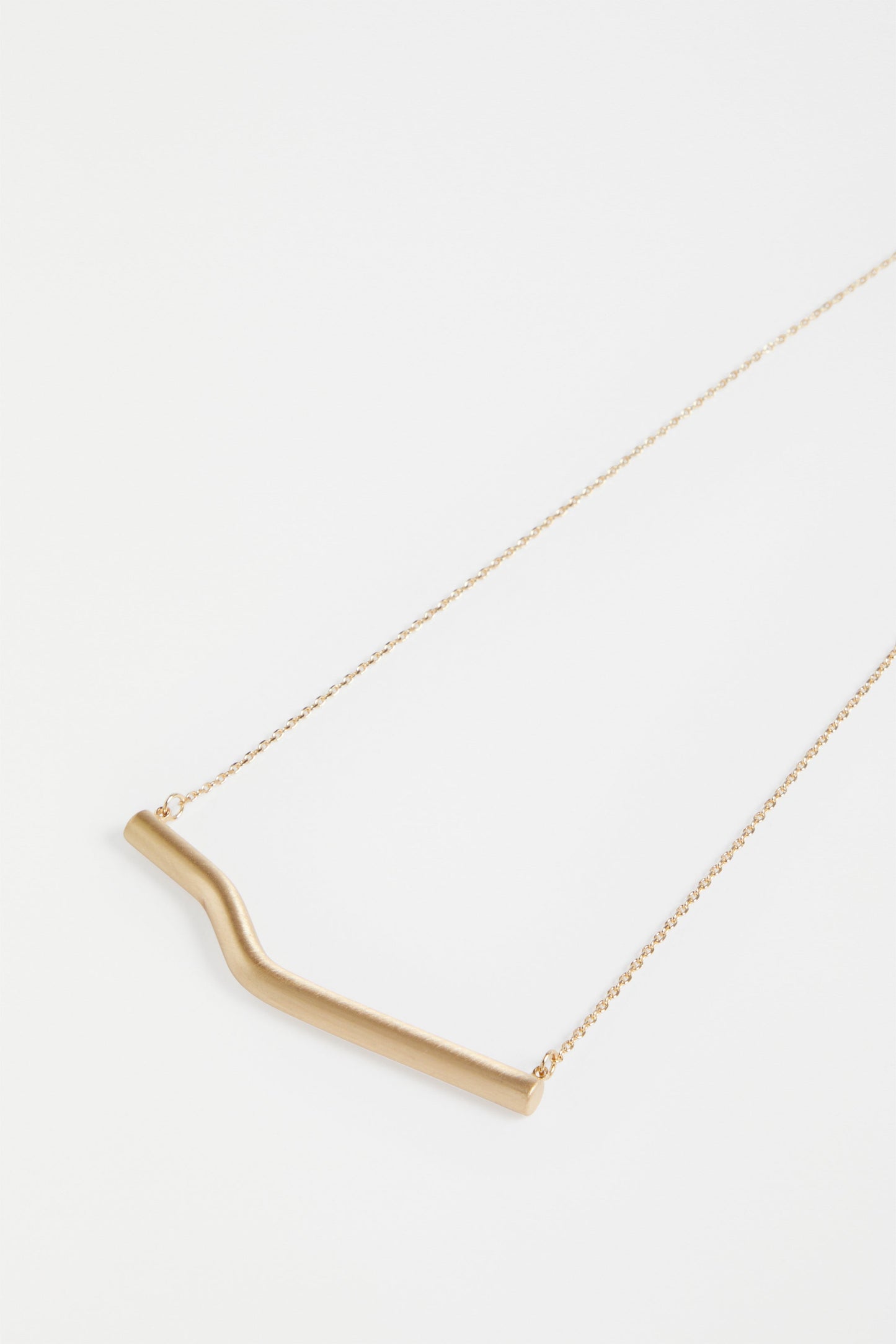 Saha Metal Fine Chain Necklace with Irregular Shaped Bar Pendant close up | GOLD 