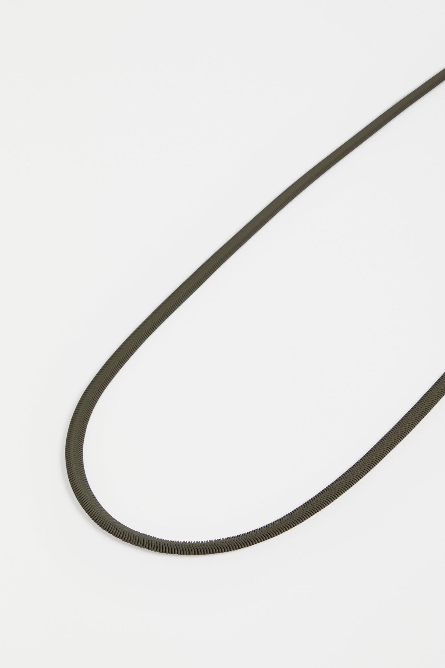 Ellar Long Colour Coated Snake Chain Necklace Detail | SEAWEED