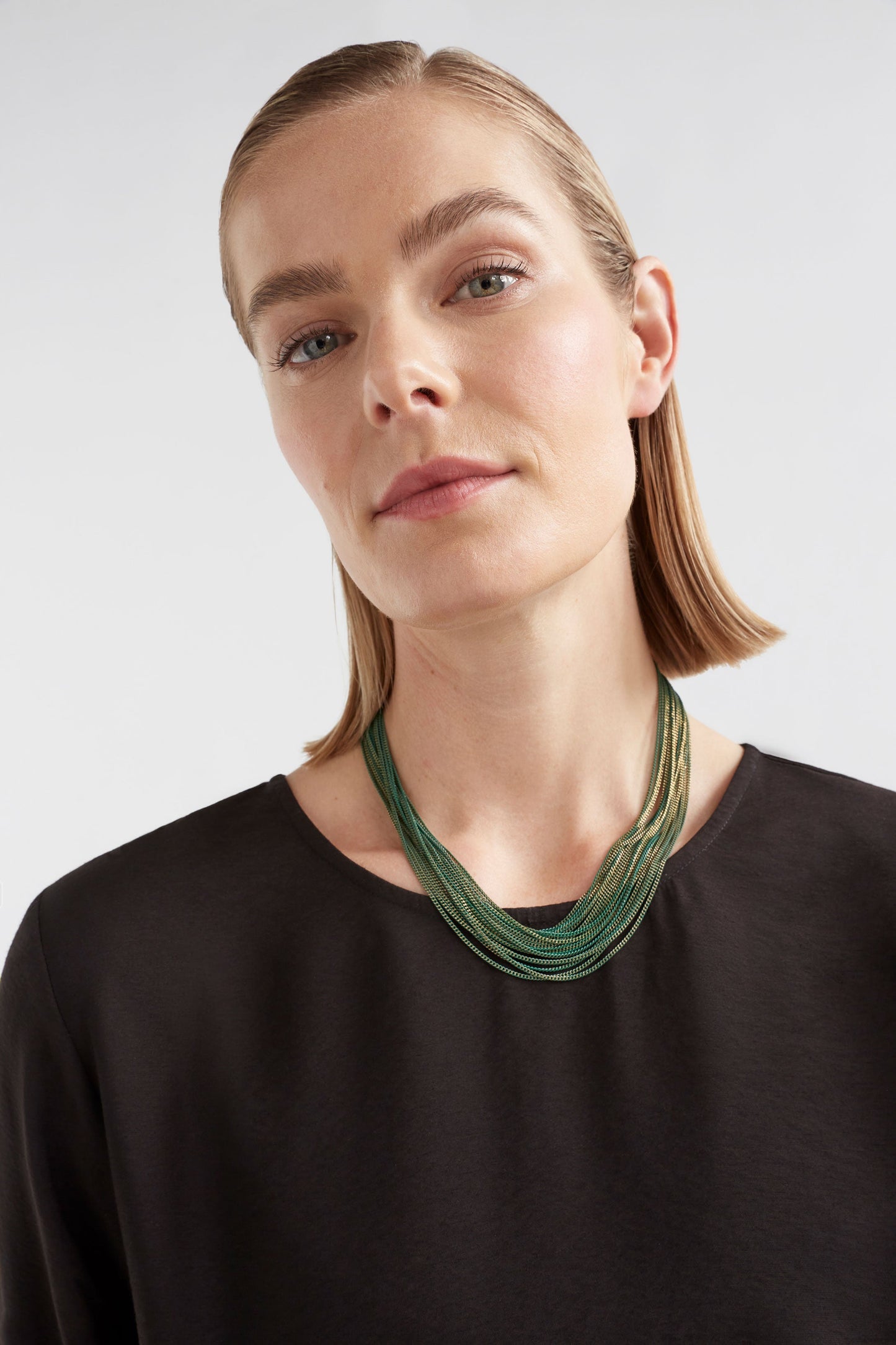 Kade Fine Multi Chain Necklace Model | FOREST GREEN