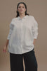 Yenna French Linen Shirt Model Curve video Full Body | WHITE