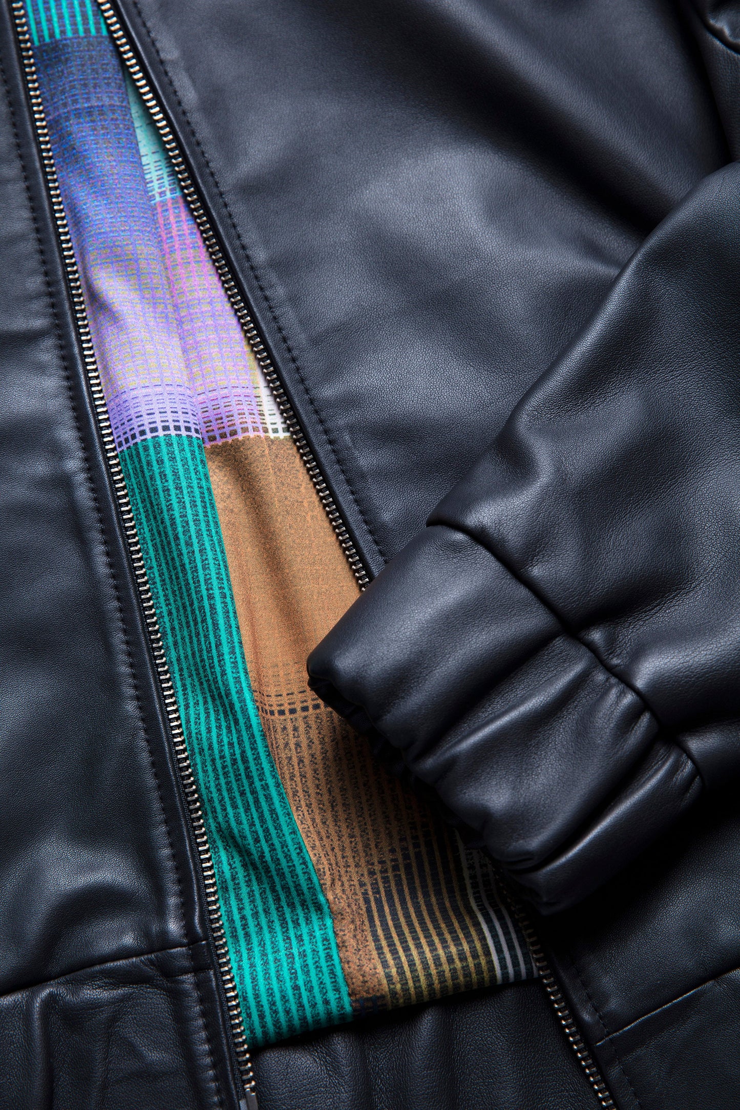 Teig Leather Zip Up Bomber Jacket Detail | BLACK