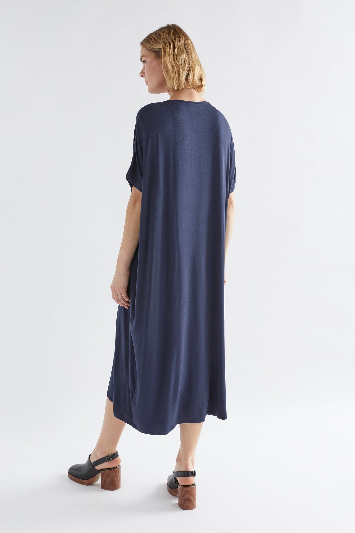 Telse Oversized Stretch T-shirt Dress Model back New | STEEL BLUE