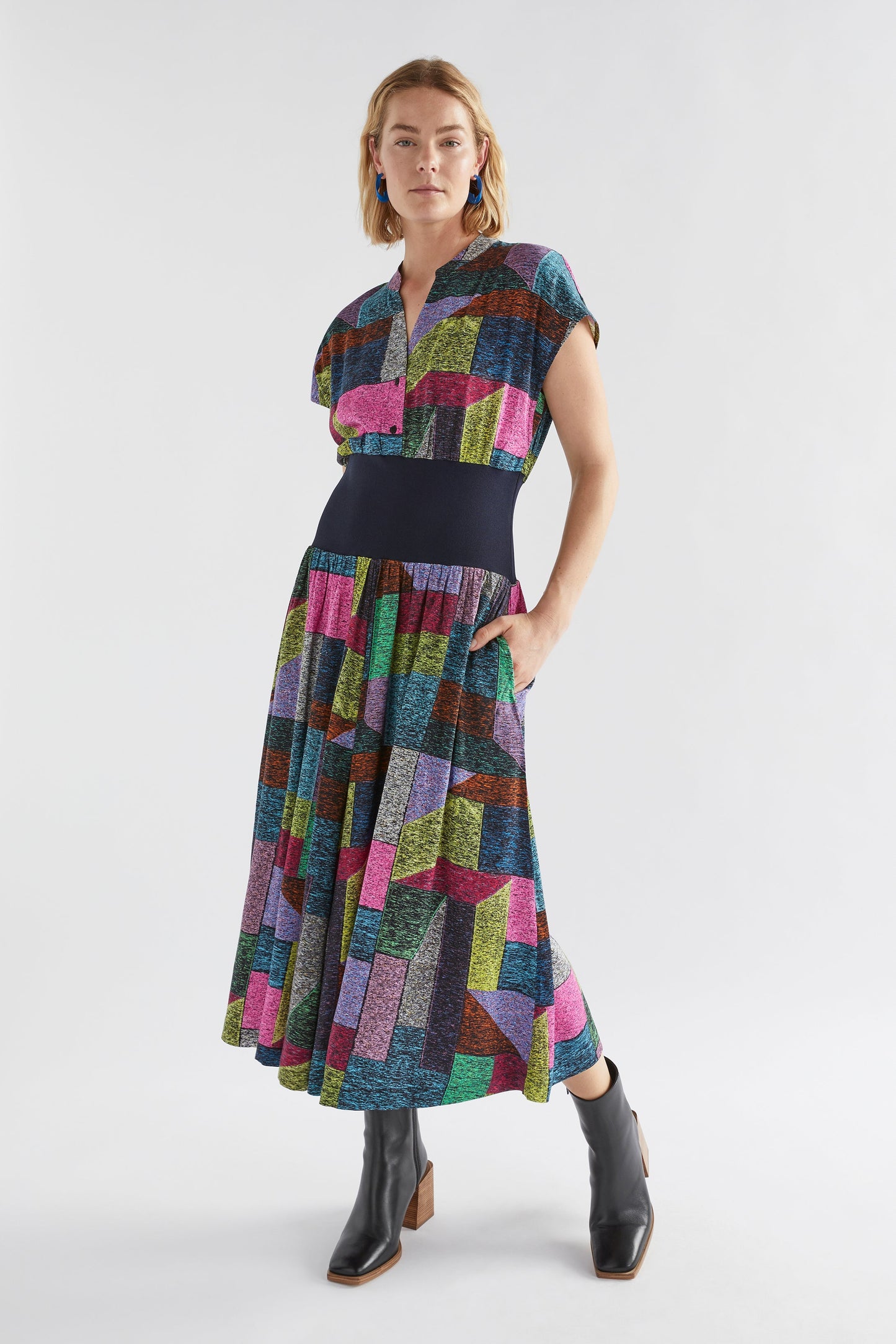 Del Multicoloured Patchwork Print Wide Waist Band Midi Shirt Dress Model Front | MIDJA PRINT