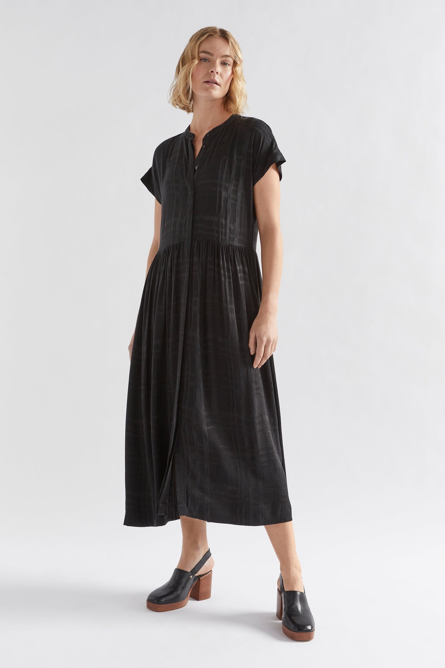 Linur Midi Tonal Woven Check Shirt Dress Model front | BLACK  CHECK