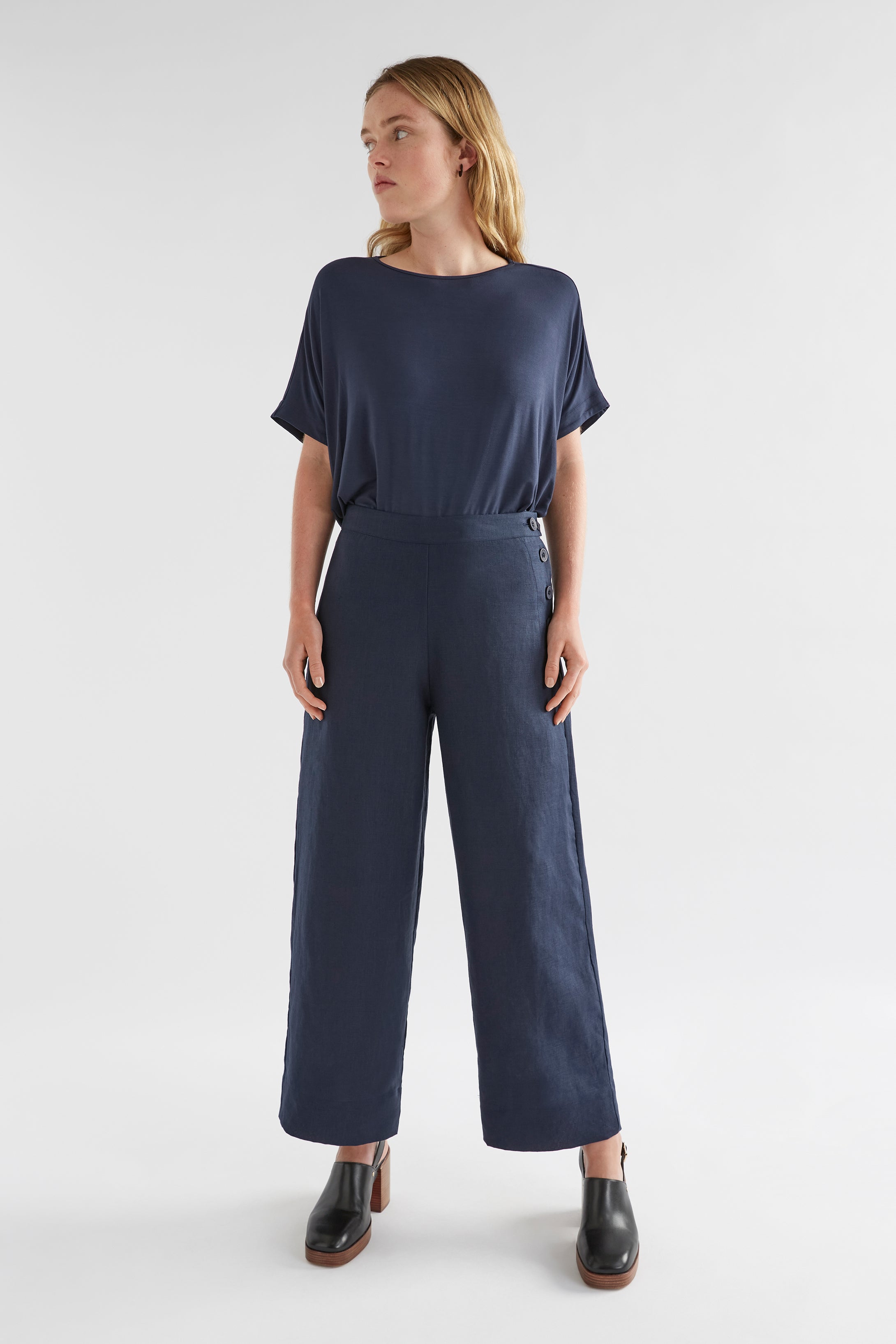 Hersom High Waist Linen Pant Model Front | MOONLIGHT