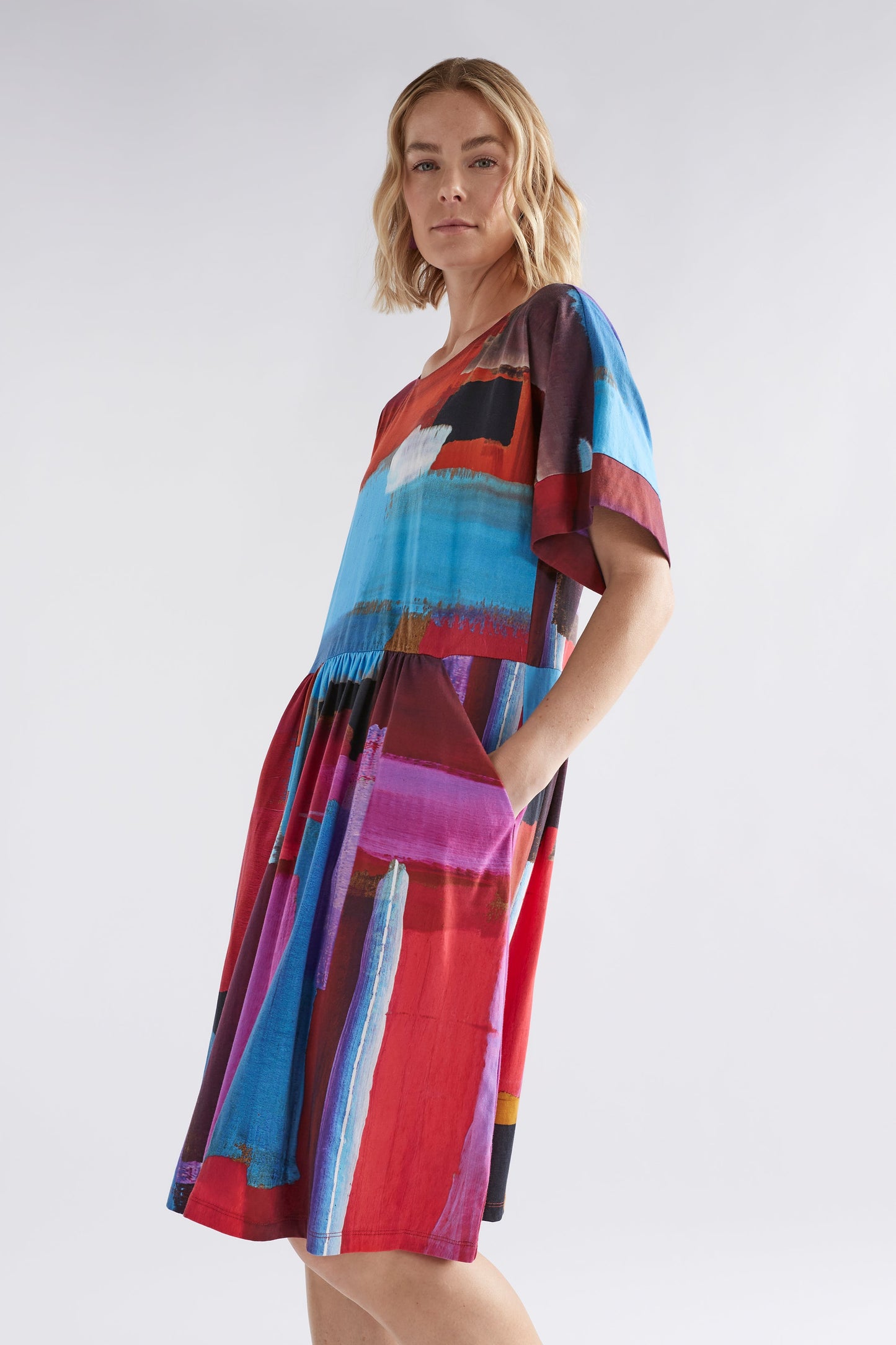Anden Bold Print Organic Tshirt Dress Model Side | MUSEUM PRINT