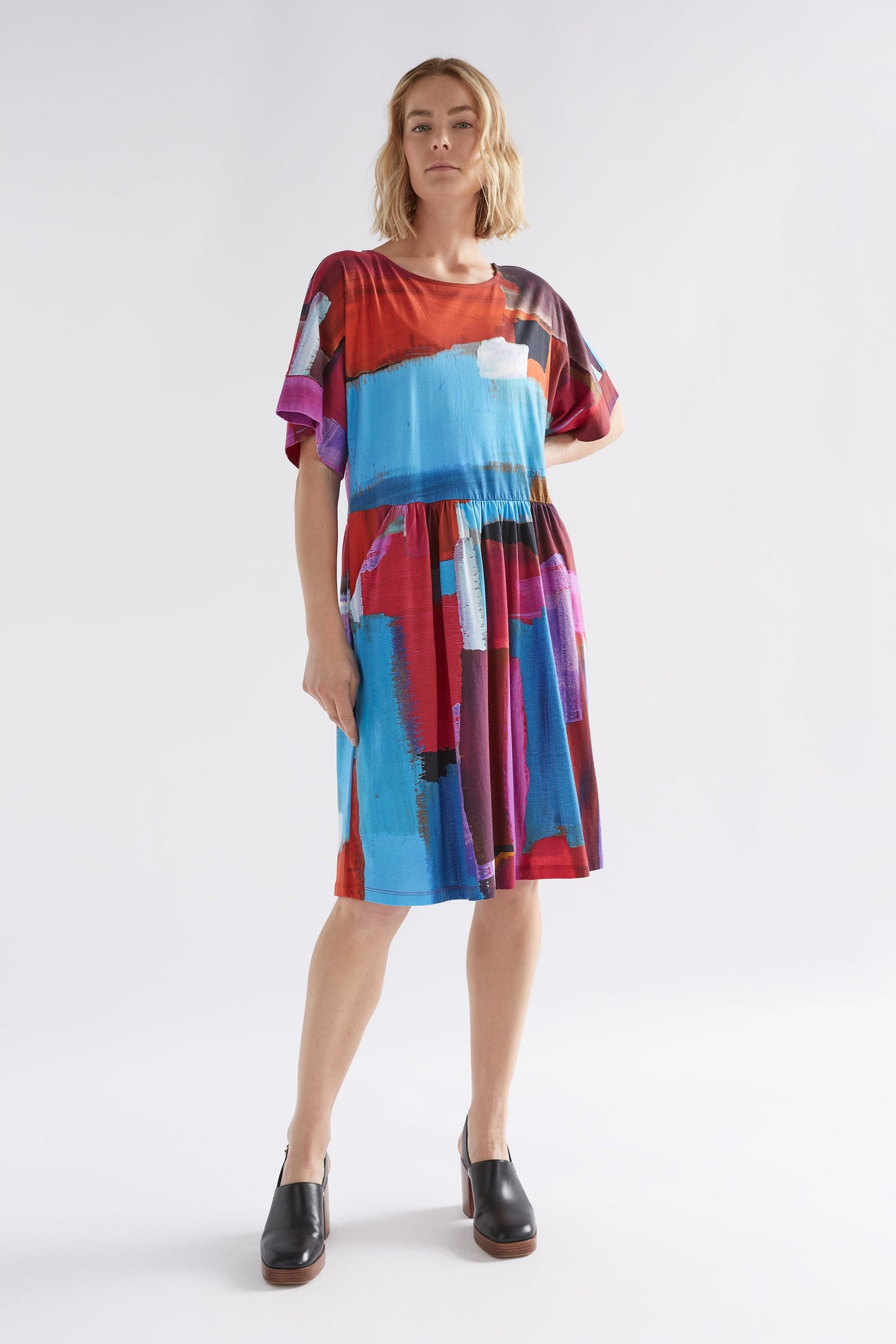 Anden Bold Print Organic Tshirt Dress Model Front Full Body | MUSEUM PRINT