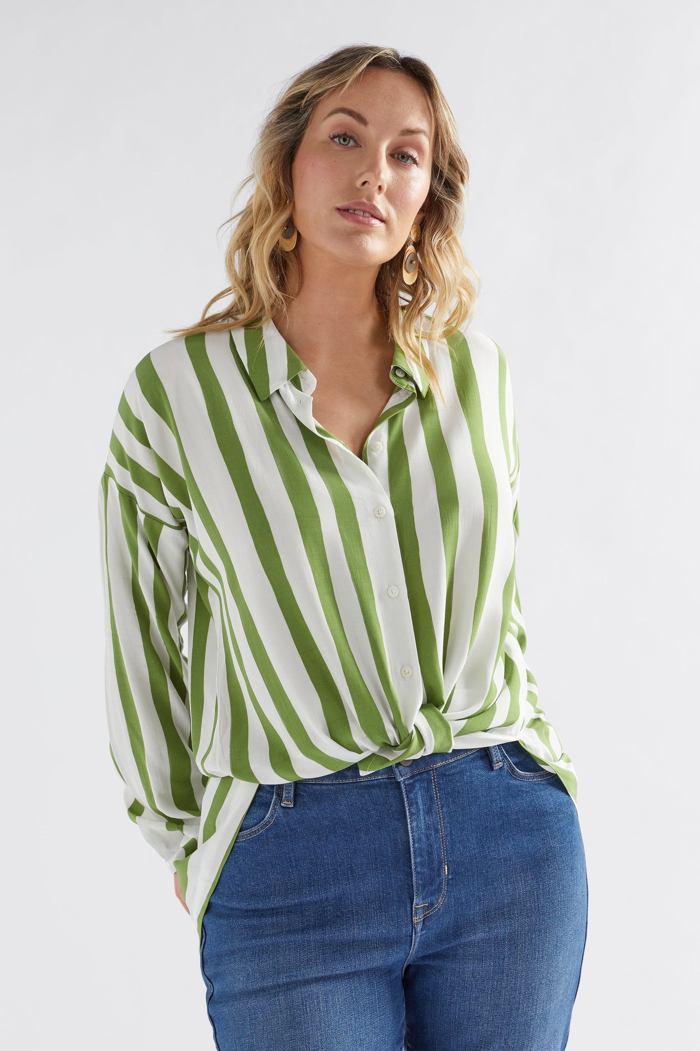 Tilbe Silky Striped Long Shirt plus Model front | GREEN WHITE PAINT STRIPE