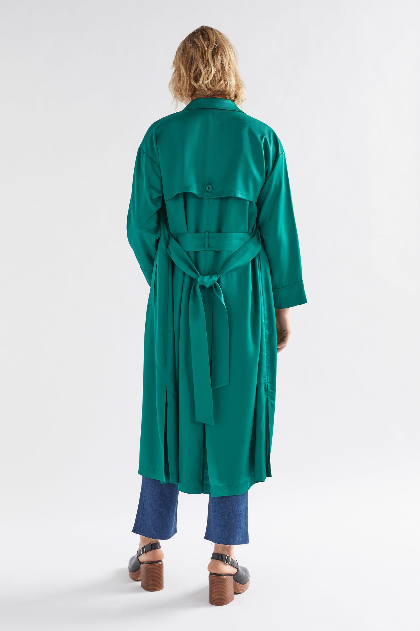 Vail Long Sleeve Shirt Dress Model Back 2 | JEWEL GREEN