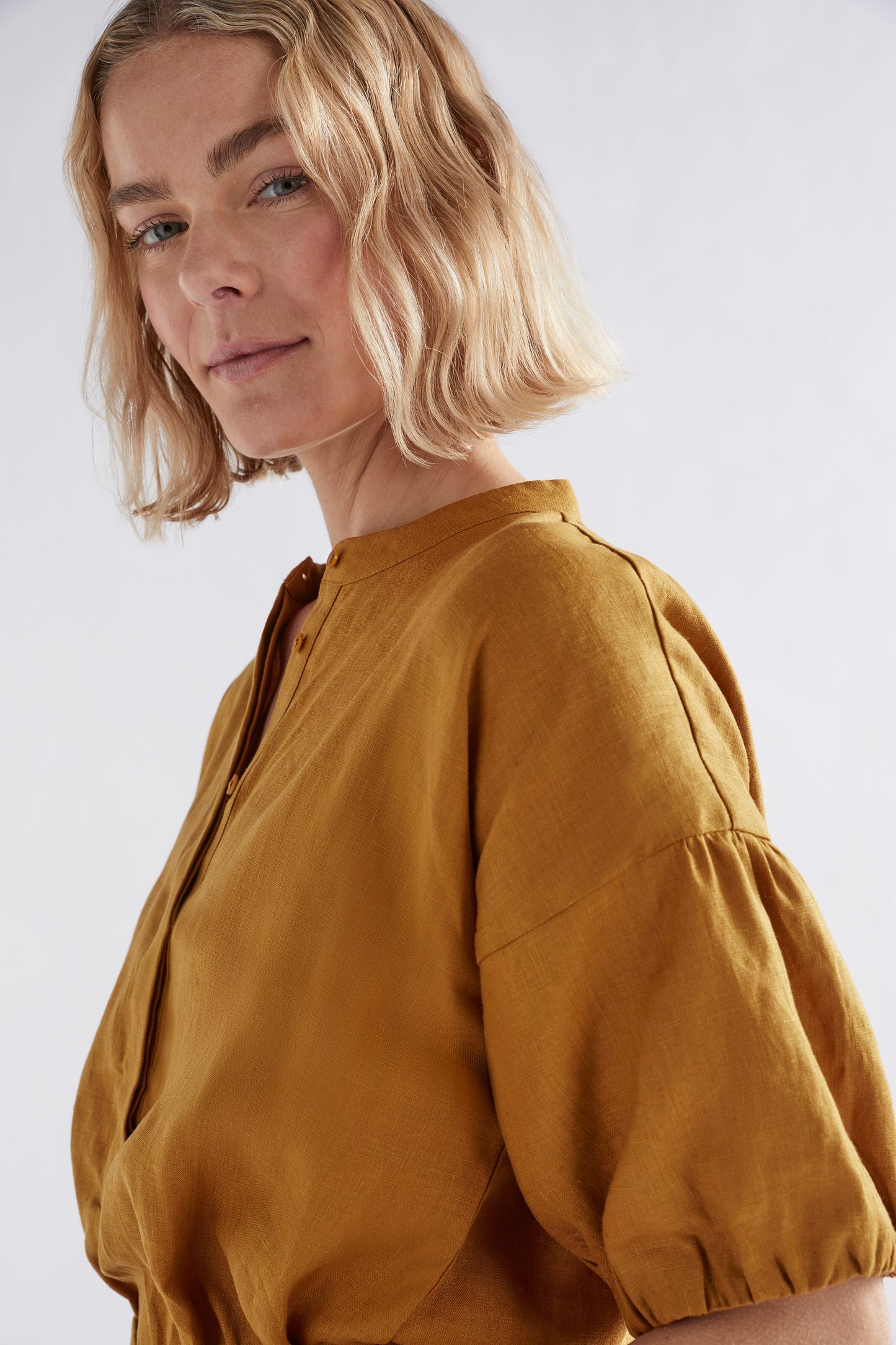 Strom Linen Puff Sleeve Collarless Shirt  Model Side detail | HONEY GOLD