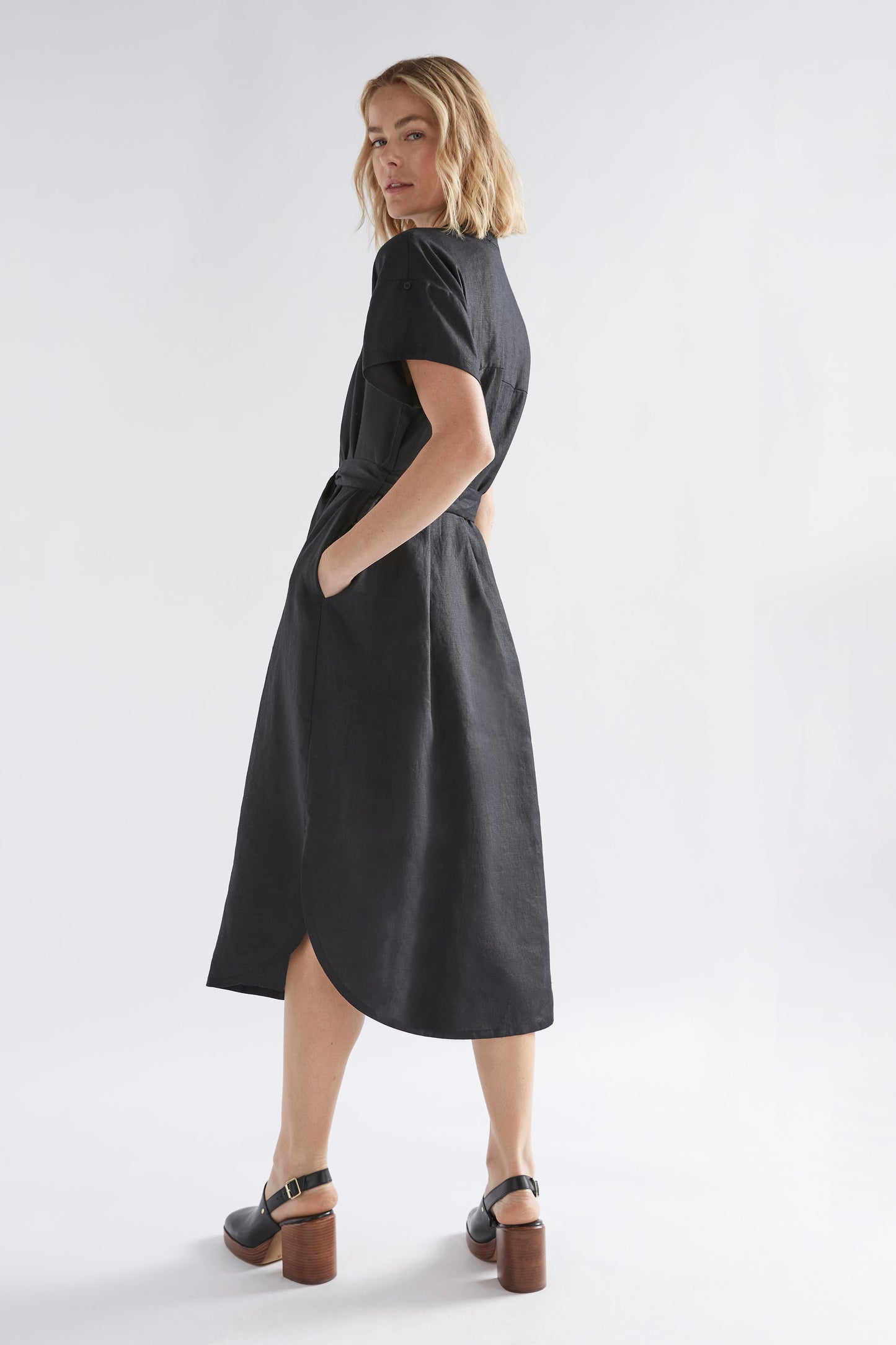 Neza Linen Collarless Shirt Dress model Back | BLACK
