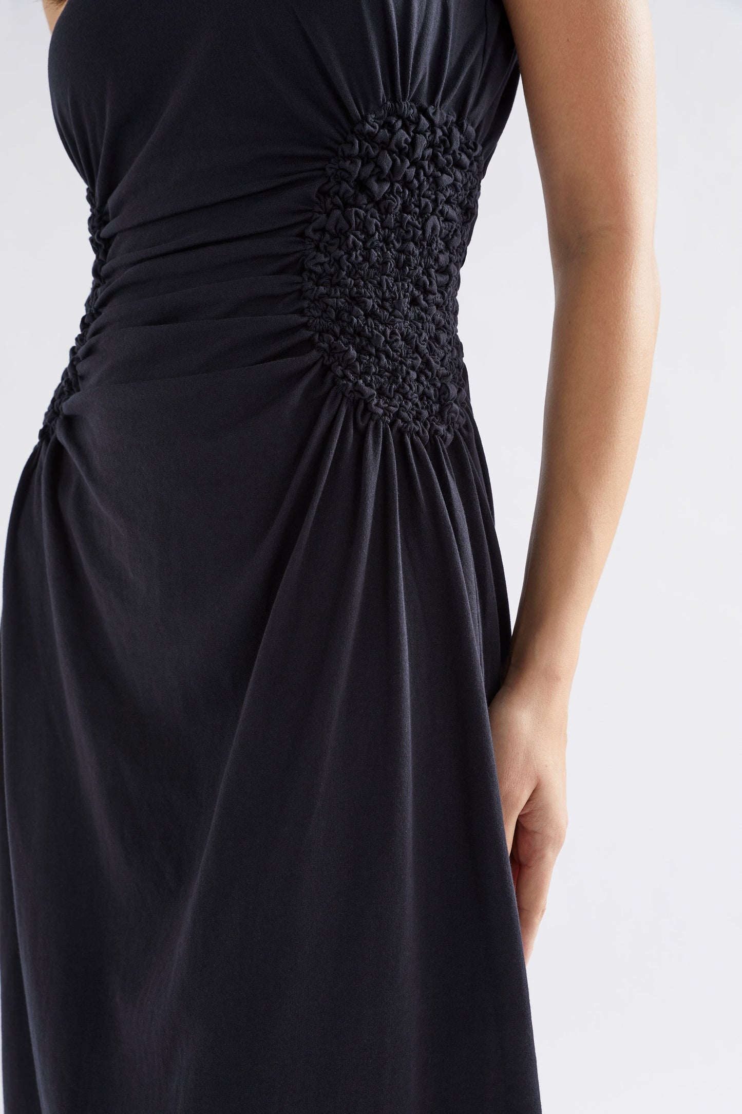 Webb Organic Cotton Jersey Shirred Detail Sleeveless Midi Dress Model Detail | BLACK