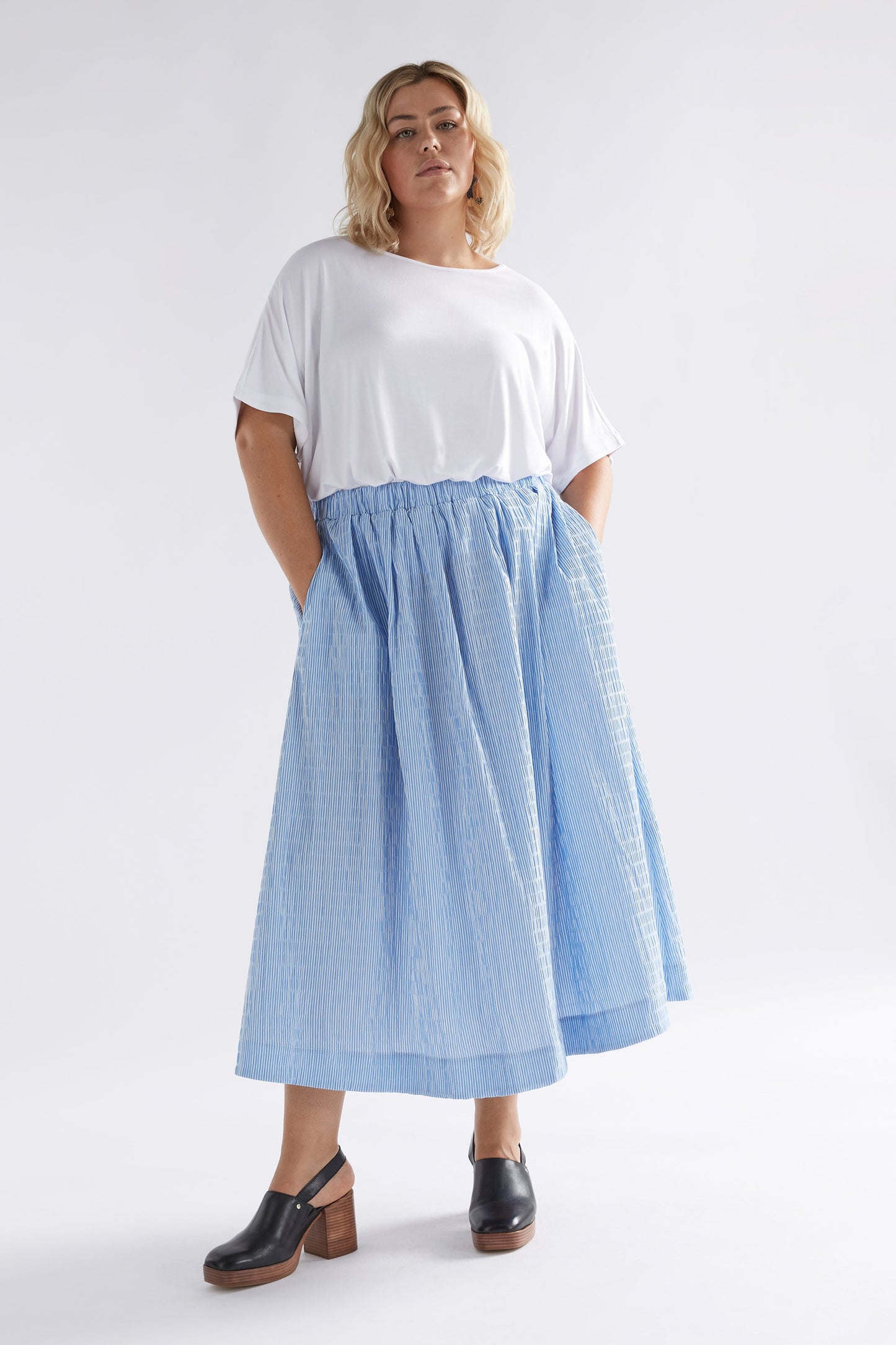 Bekk A-line Seersucker Print Skirt Model Front | BLUE WHITE STRIPE