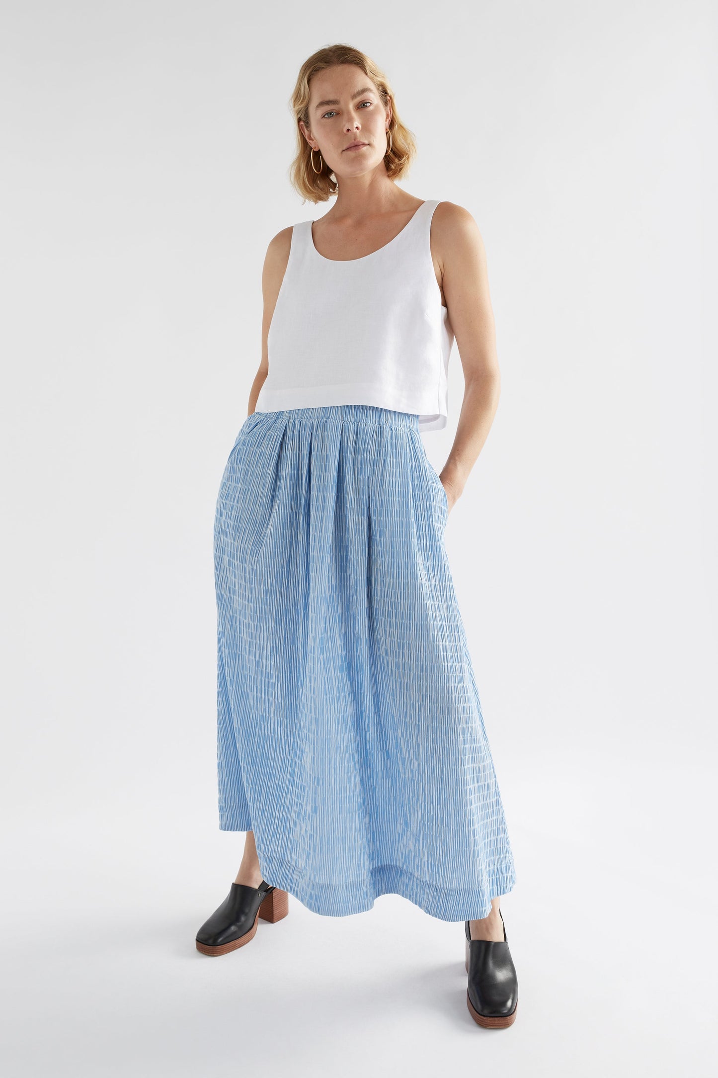 Bekk A-line Seersucker Print Skirt Model Front 2 | BLUE WHITE STRIPE