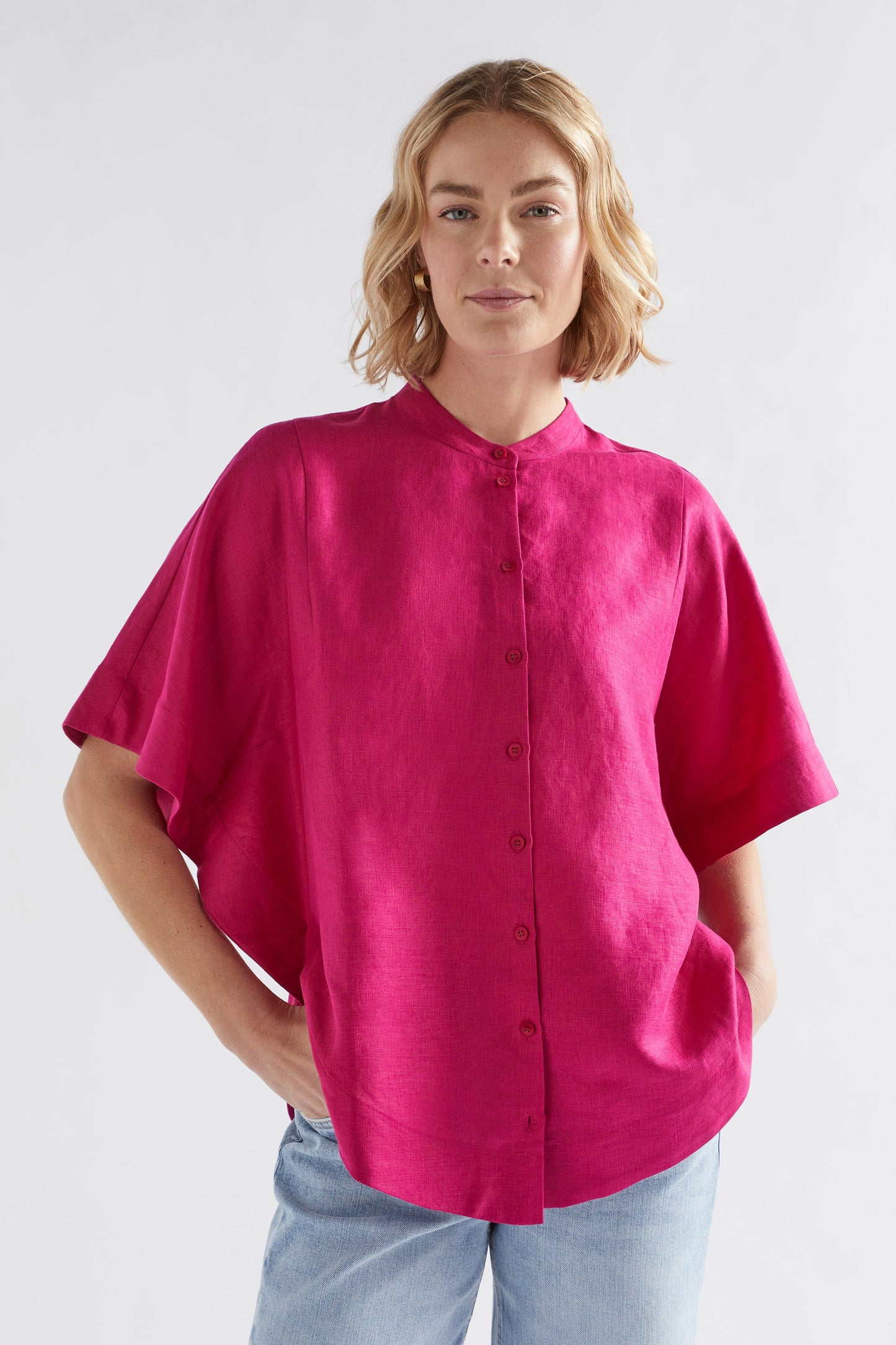 Elev Linen Cape-style Shirt Model Front 2 | BRIGHT PINK