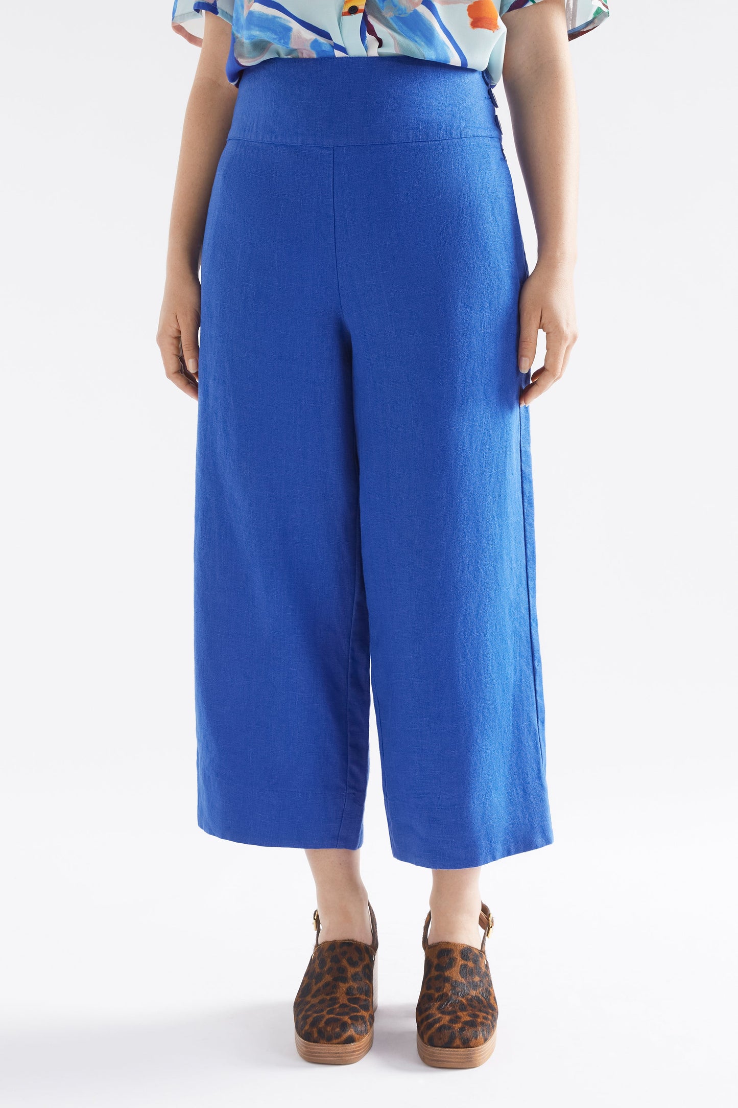Olsson High Waisted Cropped Linen Pant Model Front Crop | ULTRAMARINE