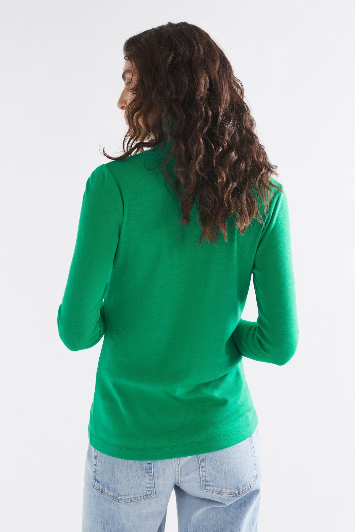 Merino Lightweight Long Sleeve Skivvy Model Back | GREEN