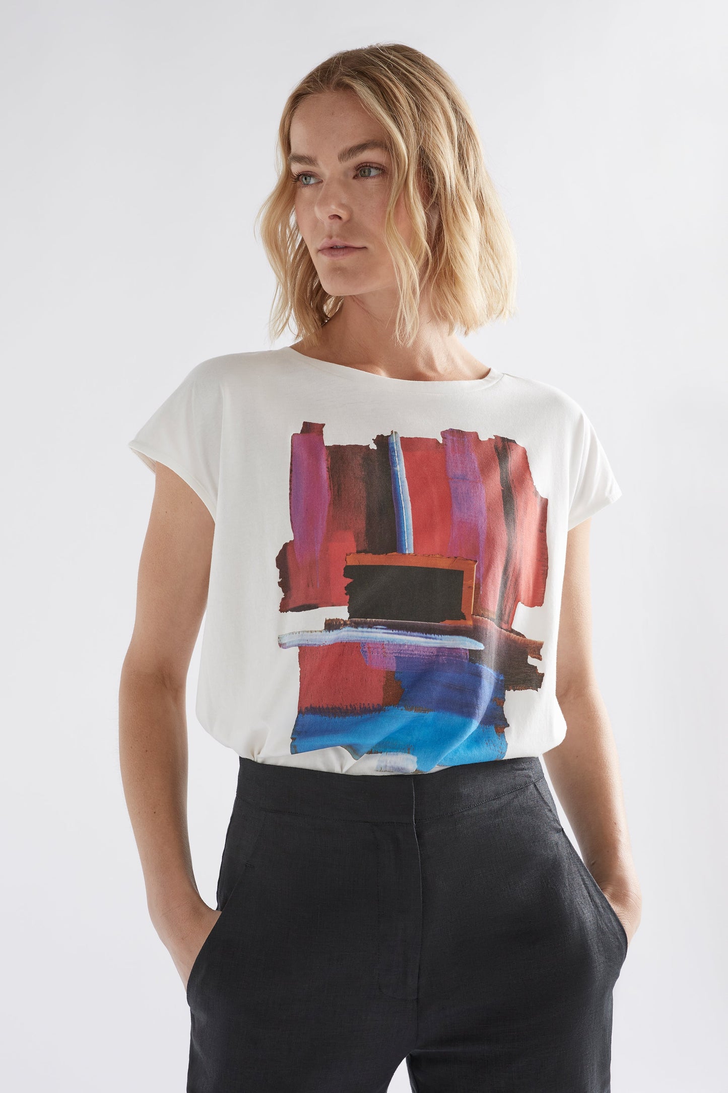 Anden Organic Cotton Placement Print Cap Sleeve Tee Model Front | MUSEUM PRINT