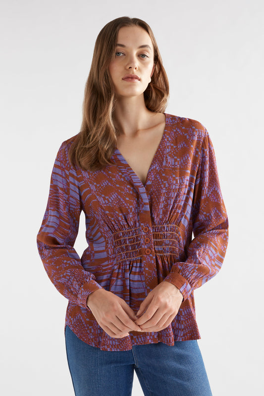 Neil Long Sleeve Shirred V-Neck Print Top Model Front | MAGIC PRINT