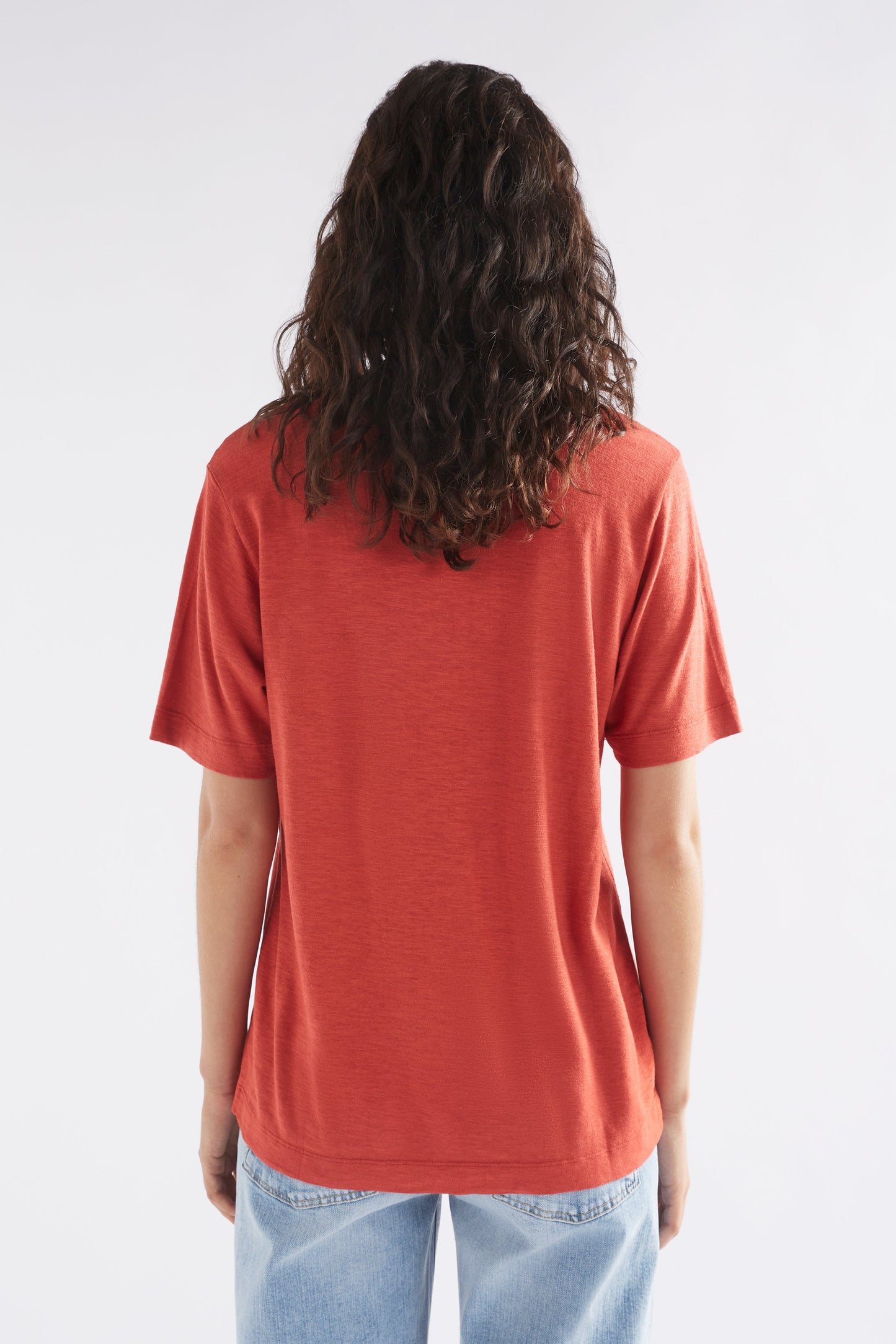 Jaana Organic Cotton and Hemp Jersey Crew Neck Tshirt Model Back | SANGRIA