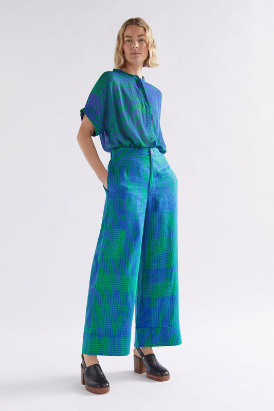 Pira Wide Leg Mid Rise Print Linen Pant Model Front | TEAL CROSS STITCH PRINT