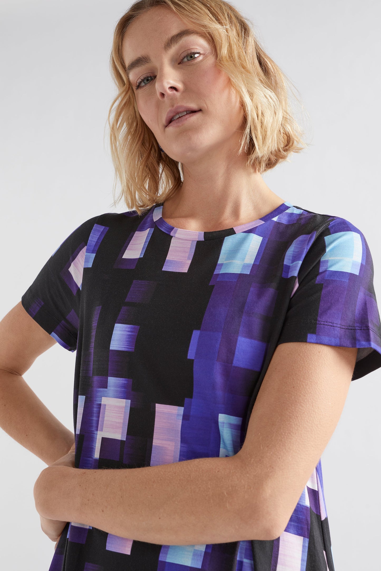 Holst Organic Cotton Print Long Jersey T-shirt Dress Model Front detail | BLUE SHUTTER GRID
