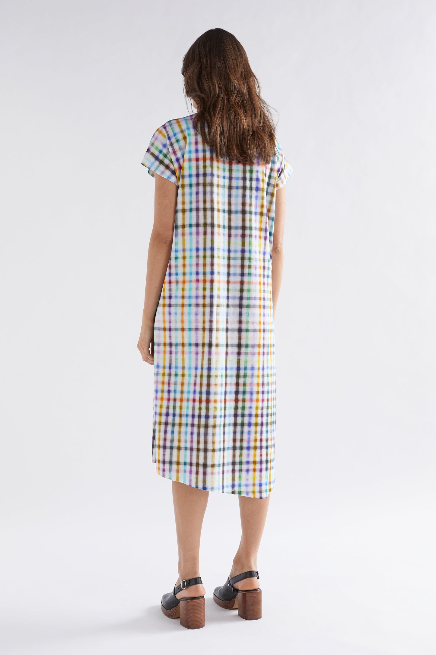 Bodil Organic Cotton Jersey Asymmetric Gathered Tee Dress Model Back | HOLJA CHECK