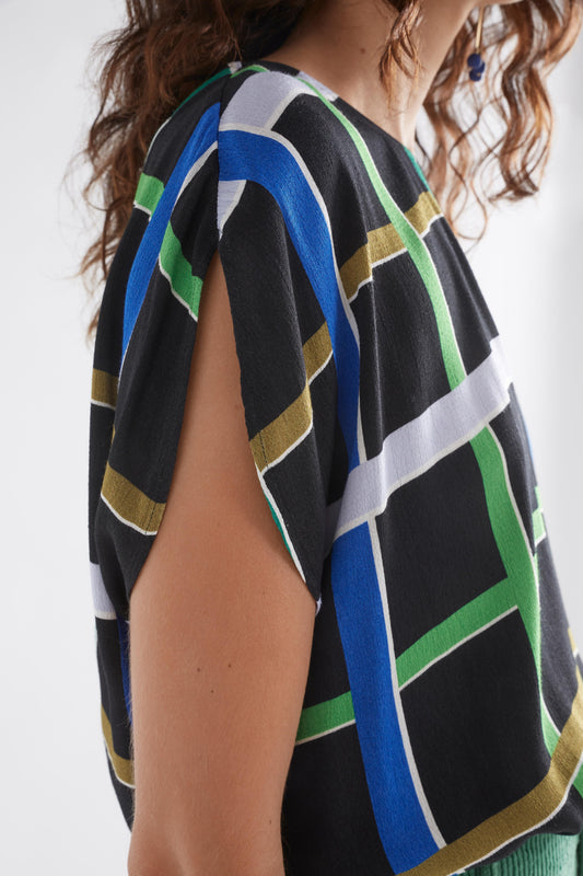 Janik Grid Print Tulip Sleeve Round Neck Short Sleeve Top Model Side Detail | LADDER PRINT