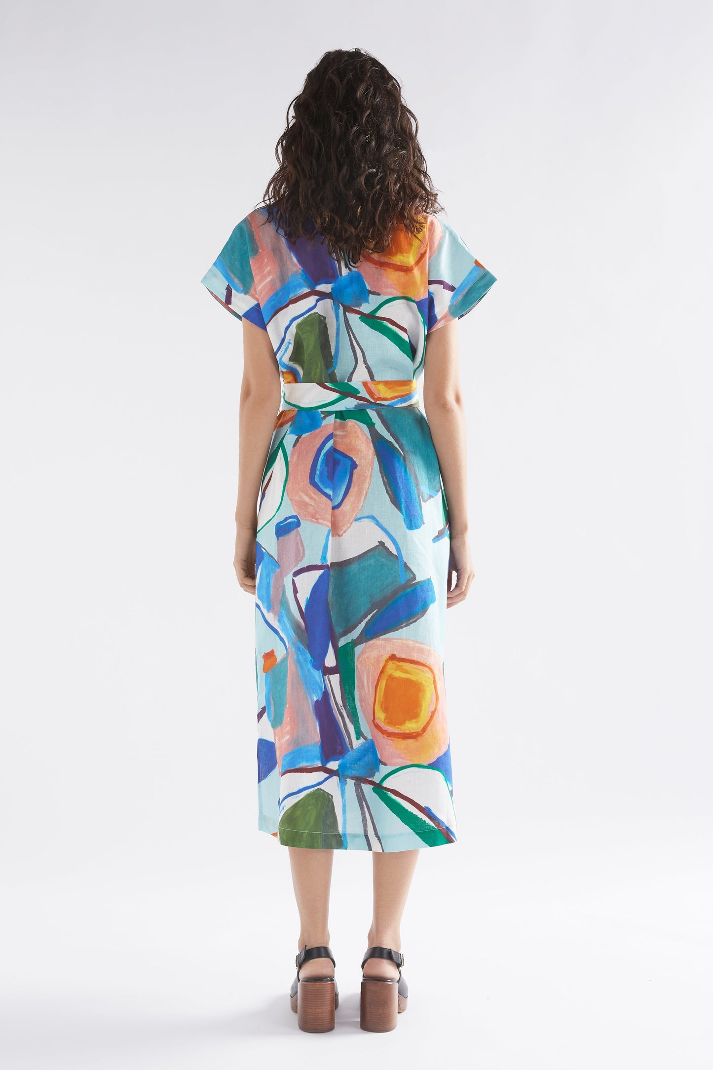 Tilko Linen Print Midi Shirt Dress Model Back | SUN PRINT