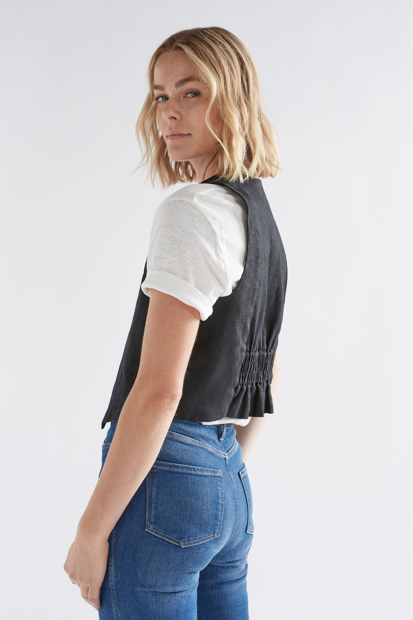 Ilona Linen Cropped Button-up Vest Model with Tee Back | BLACK