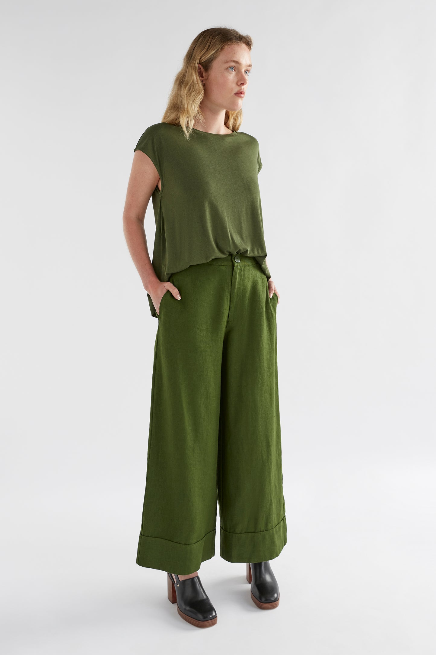 Oue Lightweight A-Line Tee Model Angled Front Full Body | Olive