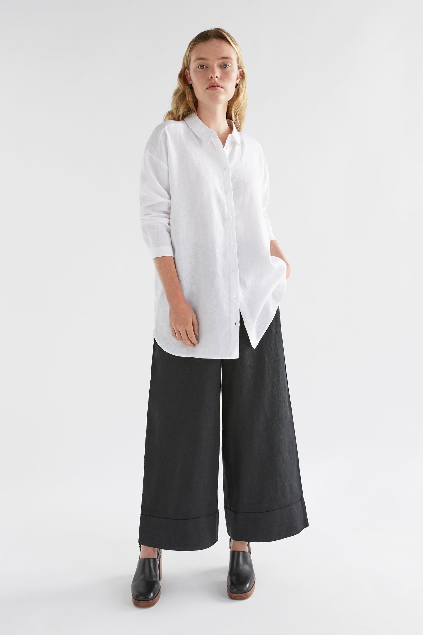 Yenna French Linen Shirt Model Front Full Body A new  | WHITE
