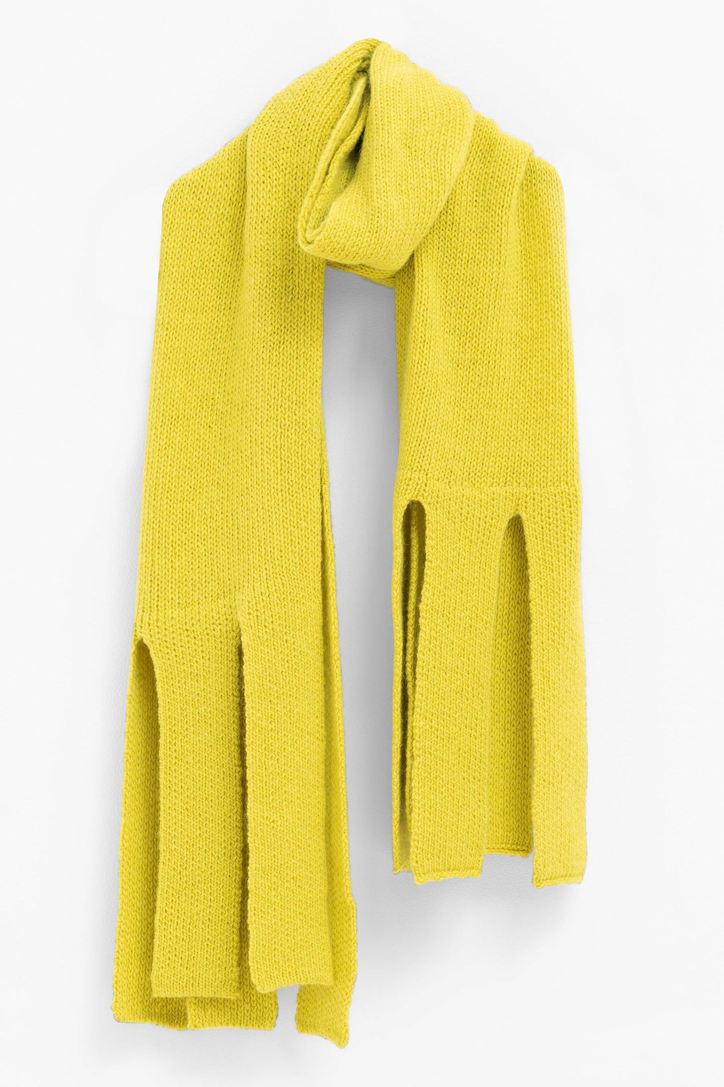 Kabrit Alpaca-Wool Large Tassel Knitted Scarf Front SPLICE YELLOW