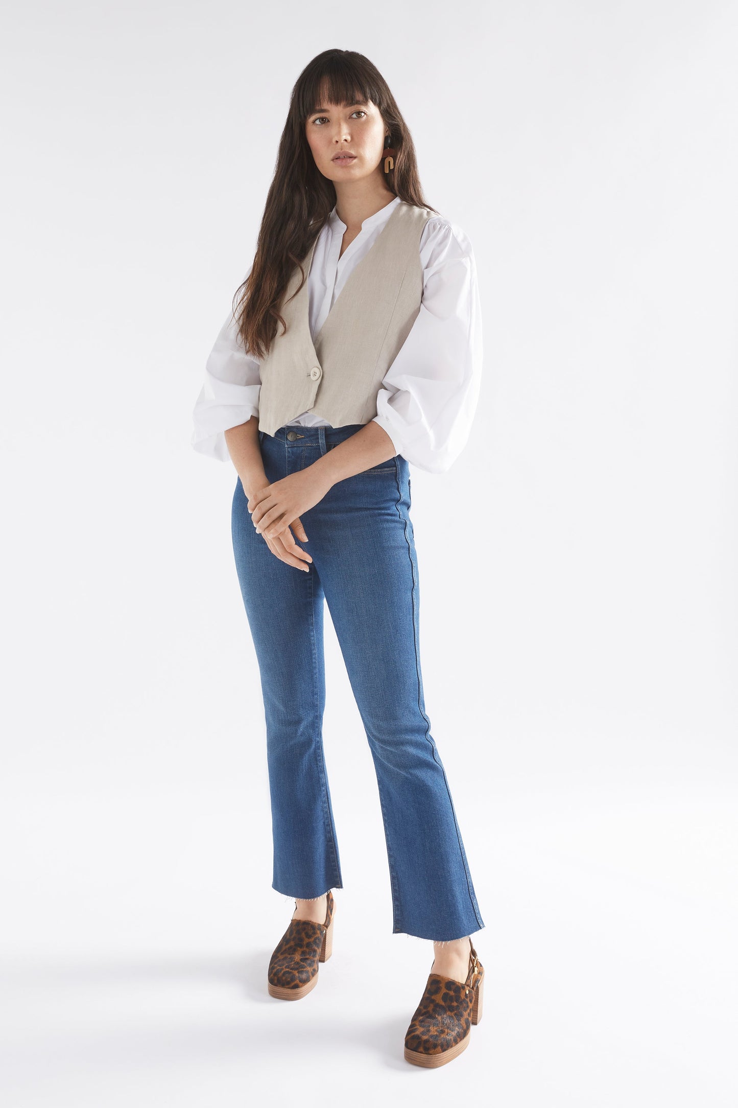 Ilona Linen Cropped Button-up Vest Model with Jean Front Full Body | FLAX