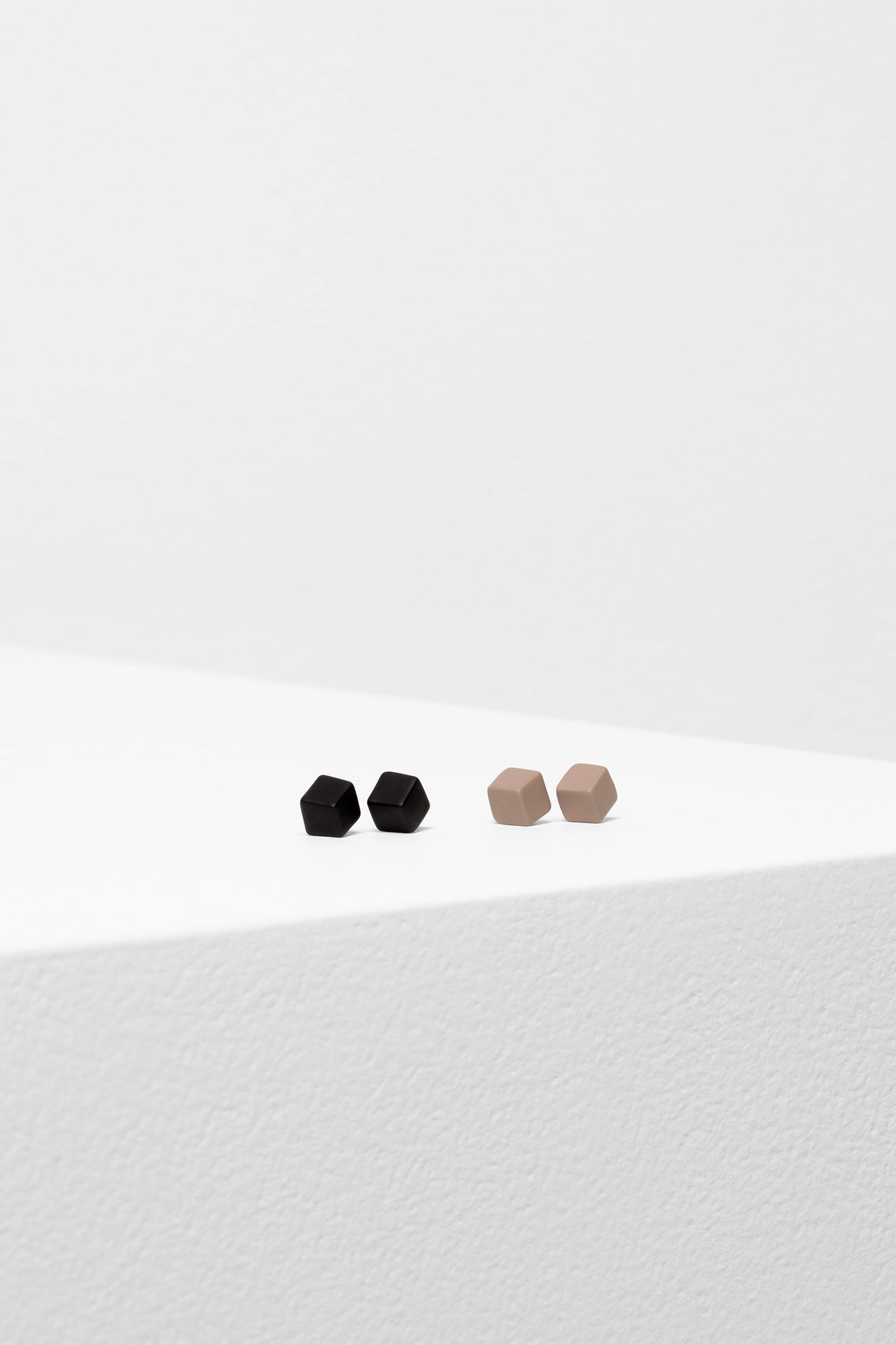 Solle Colour Coated Small Cube Stud Set Earrings | BLACK