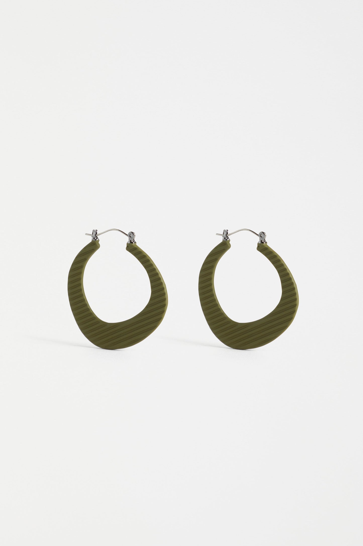 Perda Asymmetrical Coloured Medium Hoop Earring | DARK OLIVE