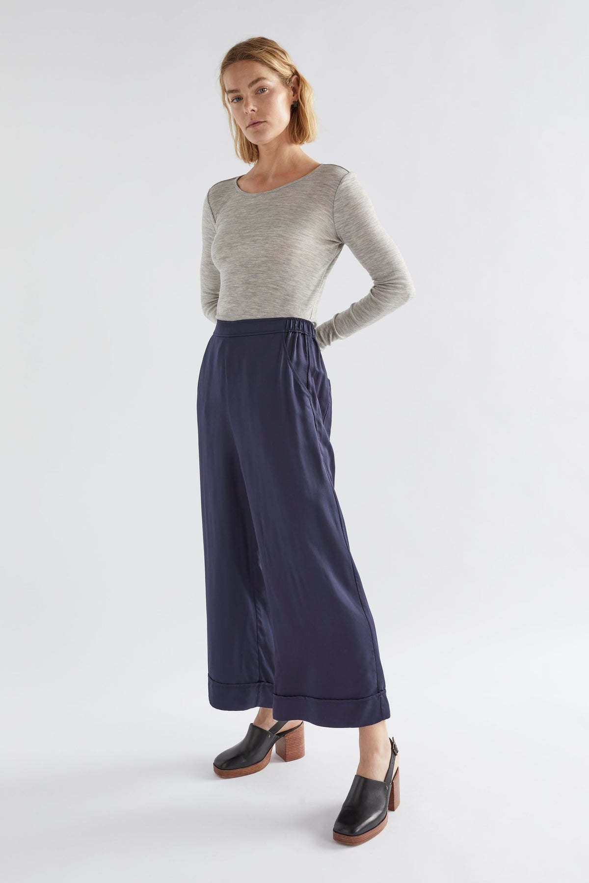 Merino Wool Long Sleeve Skin Top Model Jess Front Full Body | GREY