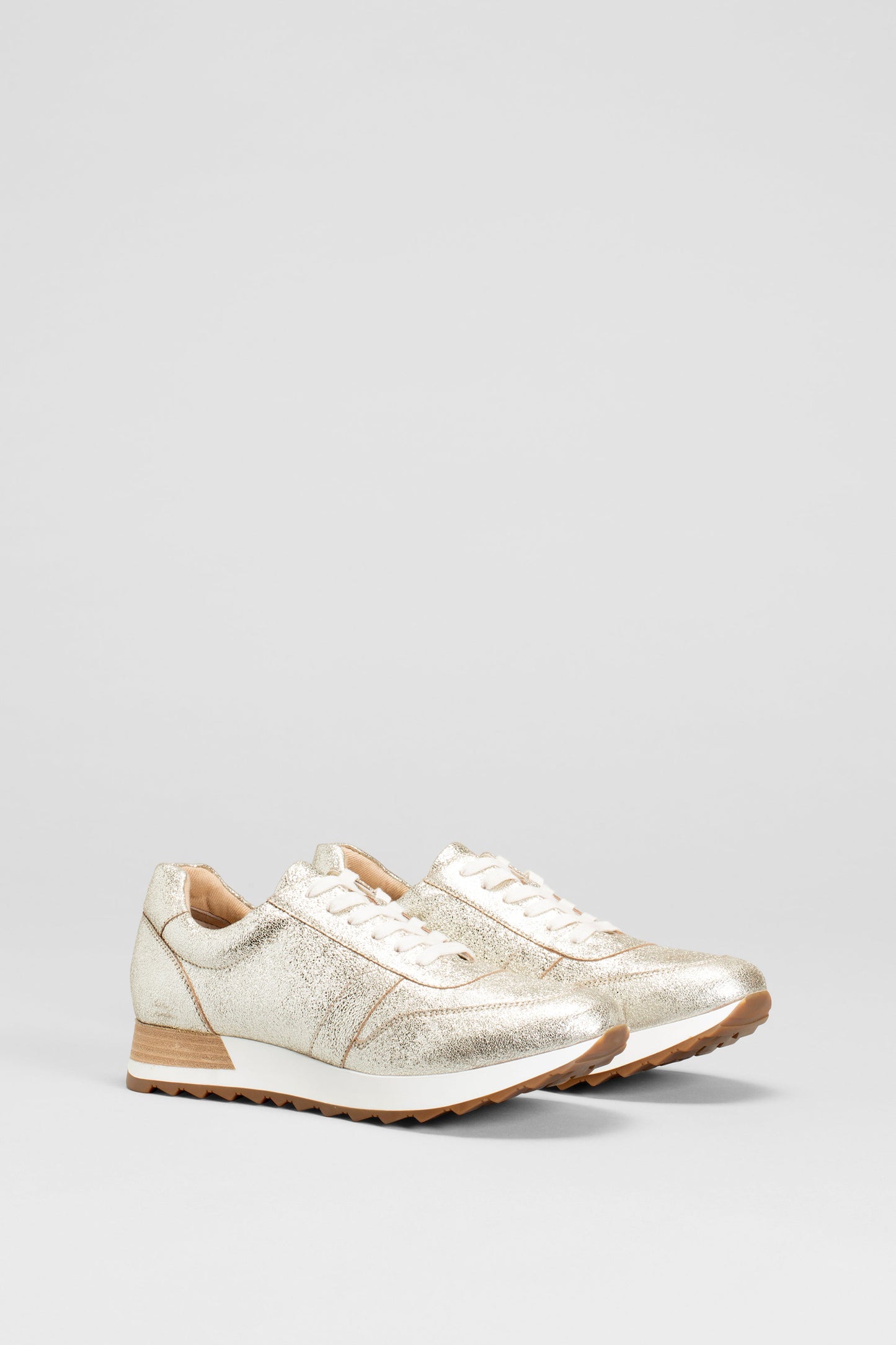 Beate Metallic Trainer Angled Front | SILVER