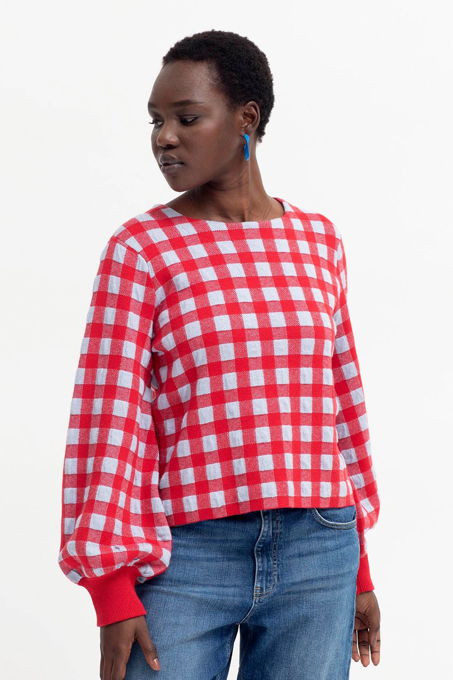Karo Organic Cotton Gingham Puff Sleeve Woven Sweater Model Front | RED POWDER BLUE GINGHAM