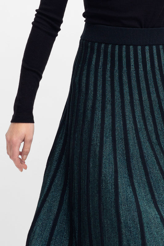 Glittra Lurex Knit Metallic A-Line Skirt Model Front Detail | TEAL METALLIC