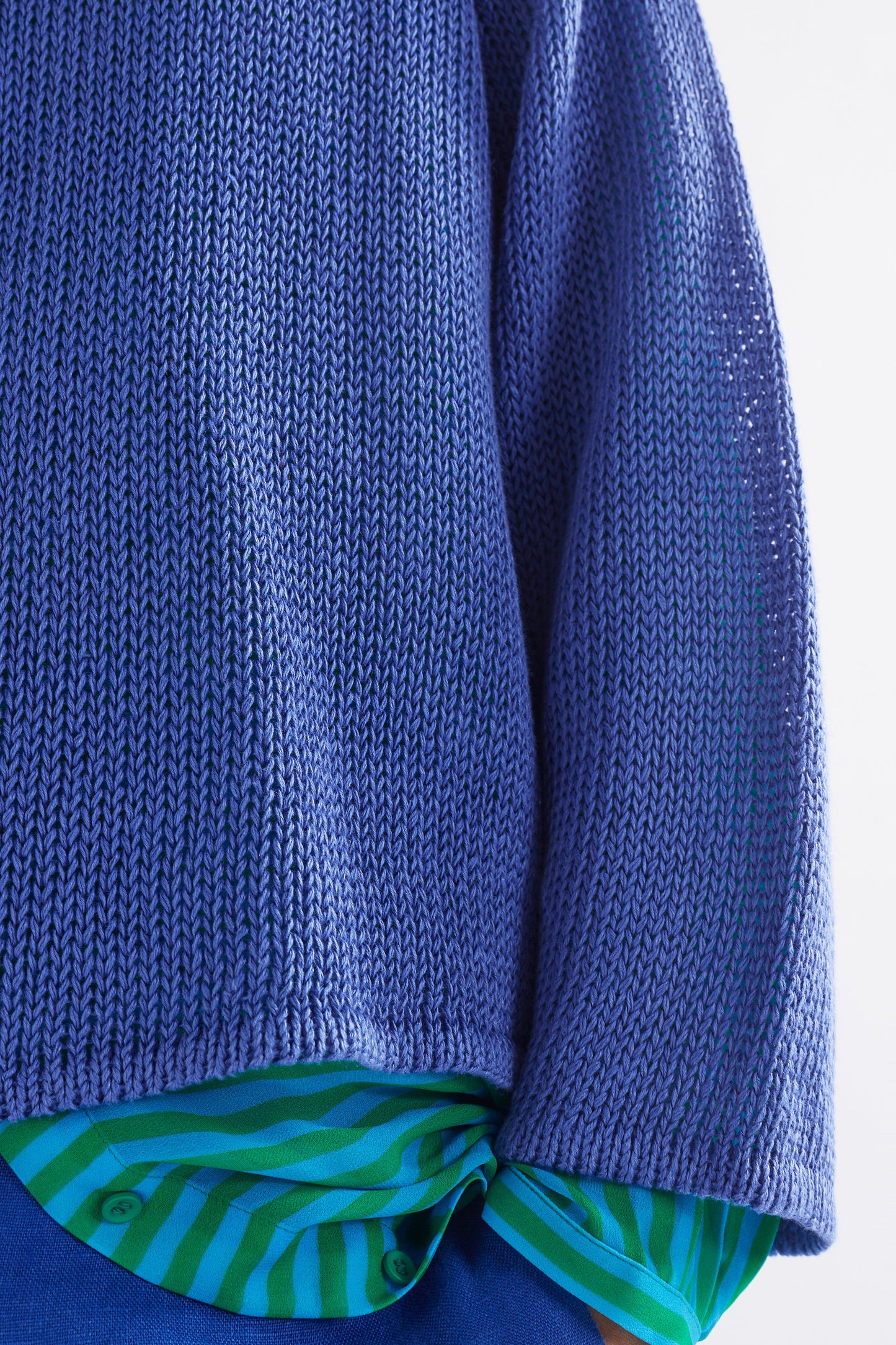 Mica Relaxed Drop Shoulder Linen Knit Sweater Model Texture Detail | ULTRAMARINE