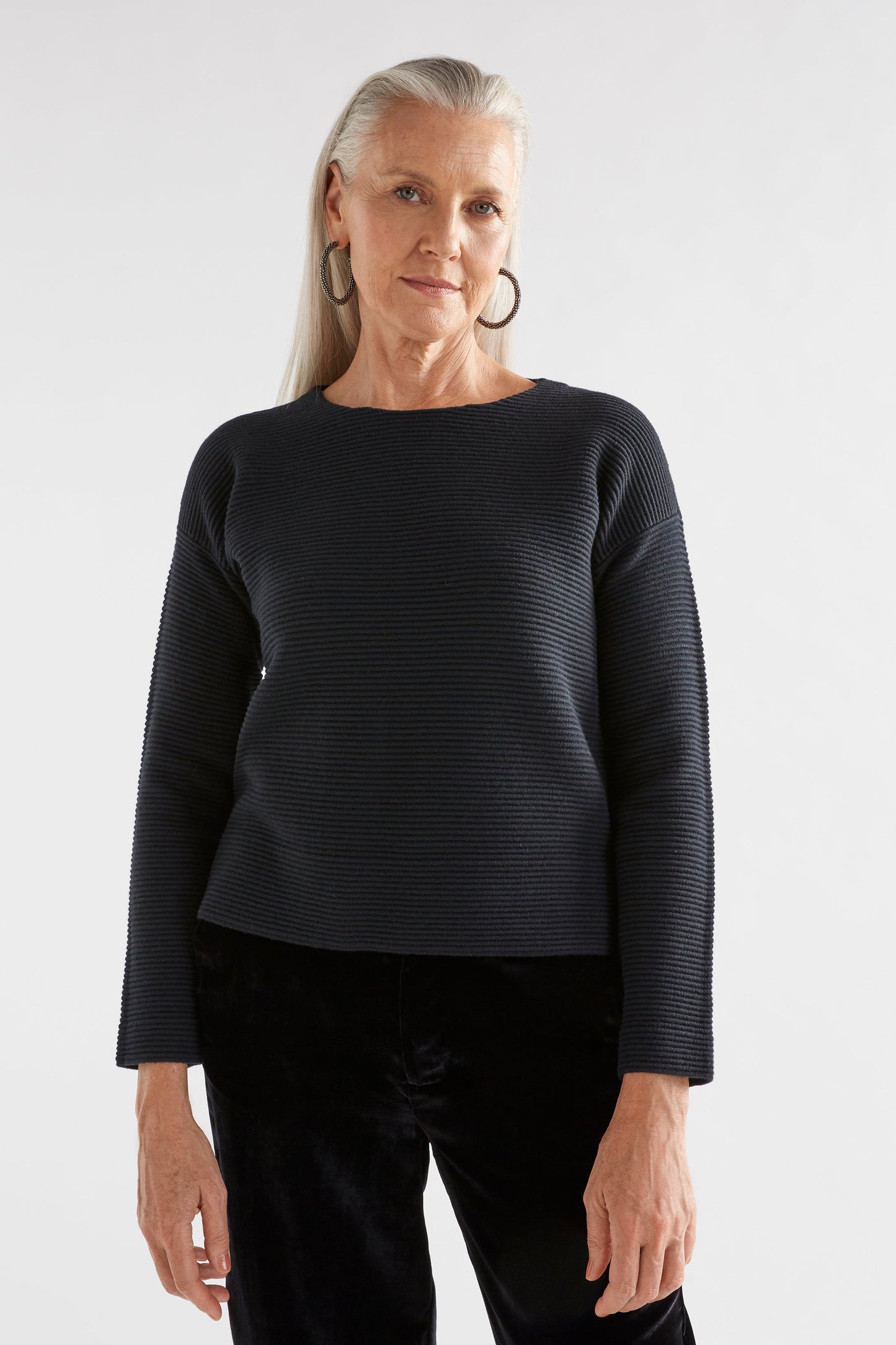 Neiu Cotton Merino Round Neck Ottoman Sweater Model Front | BLACK
