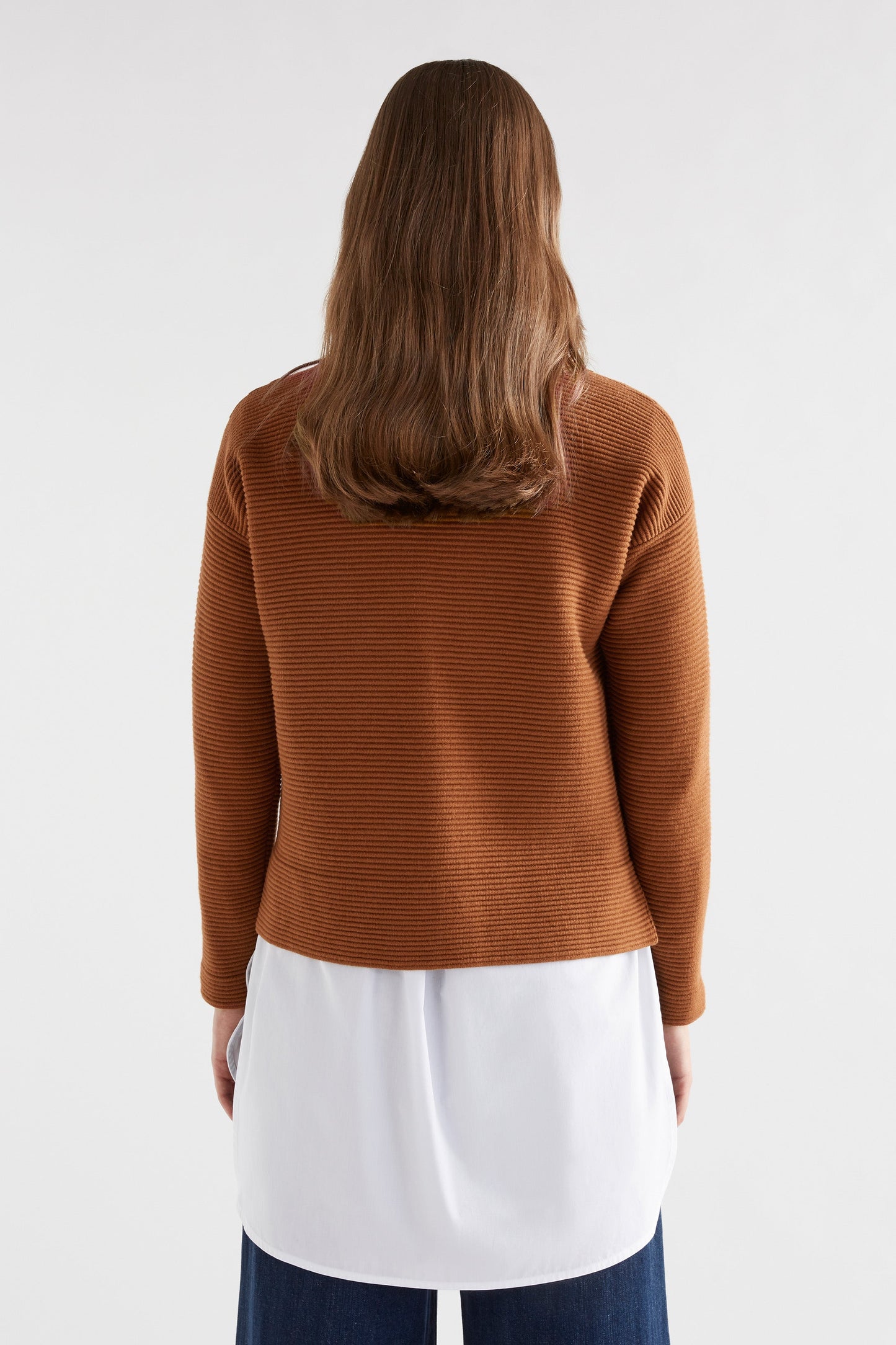 Neiu Cotton Merino Round Neck Ottoman Sweater Model back | COPPER