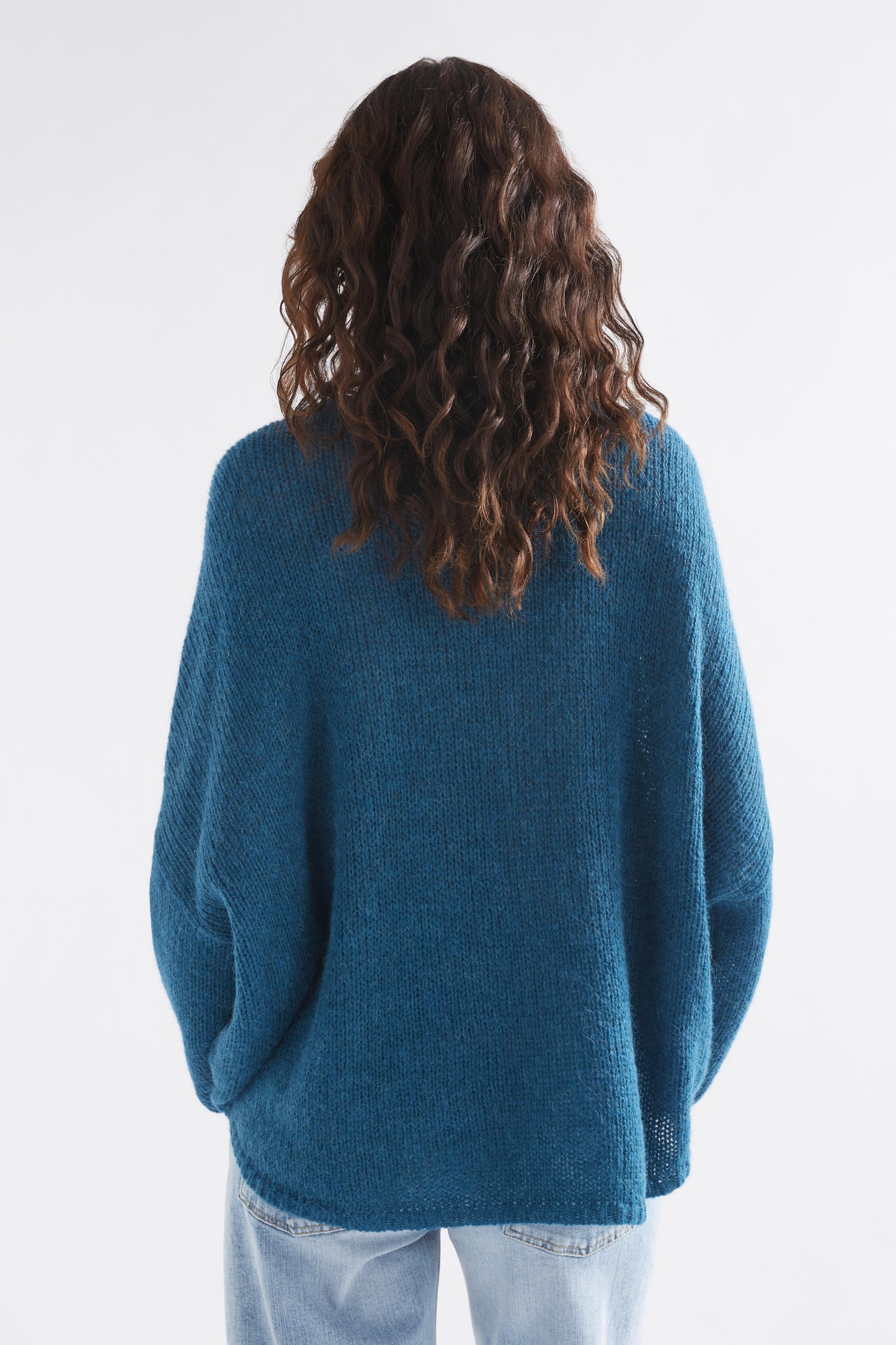 Agna Relaxed Box Fit Alpaca Yarn Knit Sweater Model Back | PEACOCK