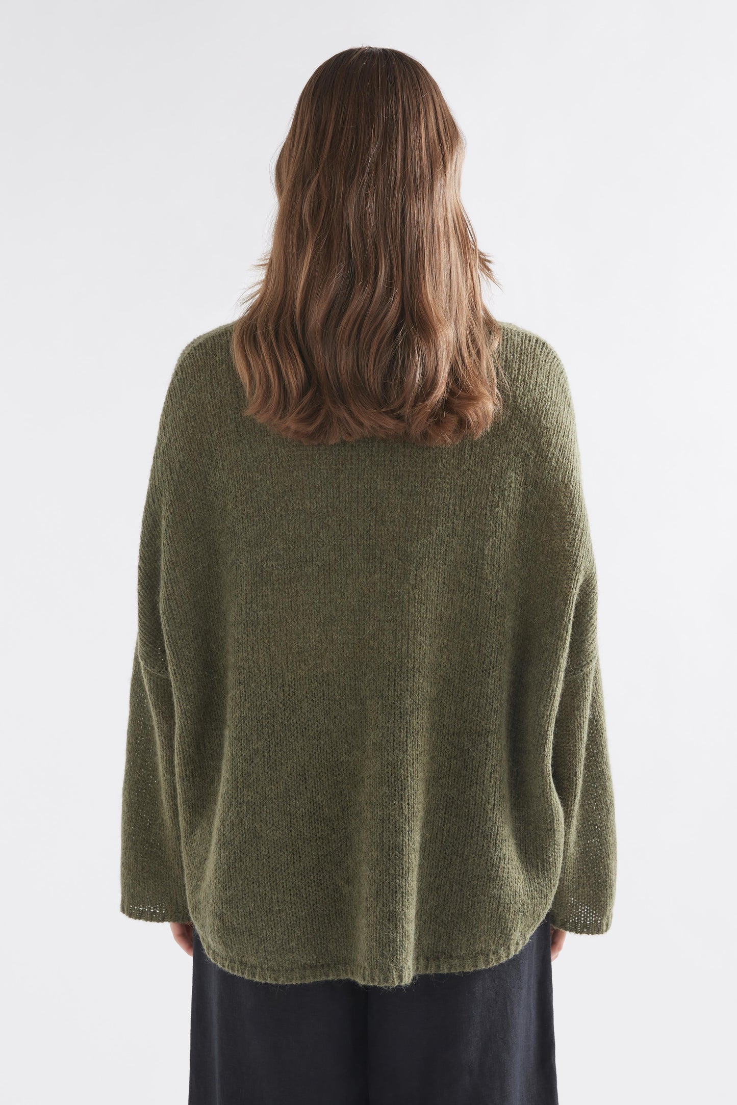 Agna Relaxed Box Fit Alpaca Yarn Knit Sweater Model back | DARK OLIVE
