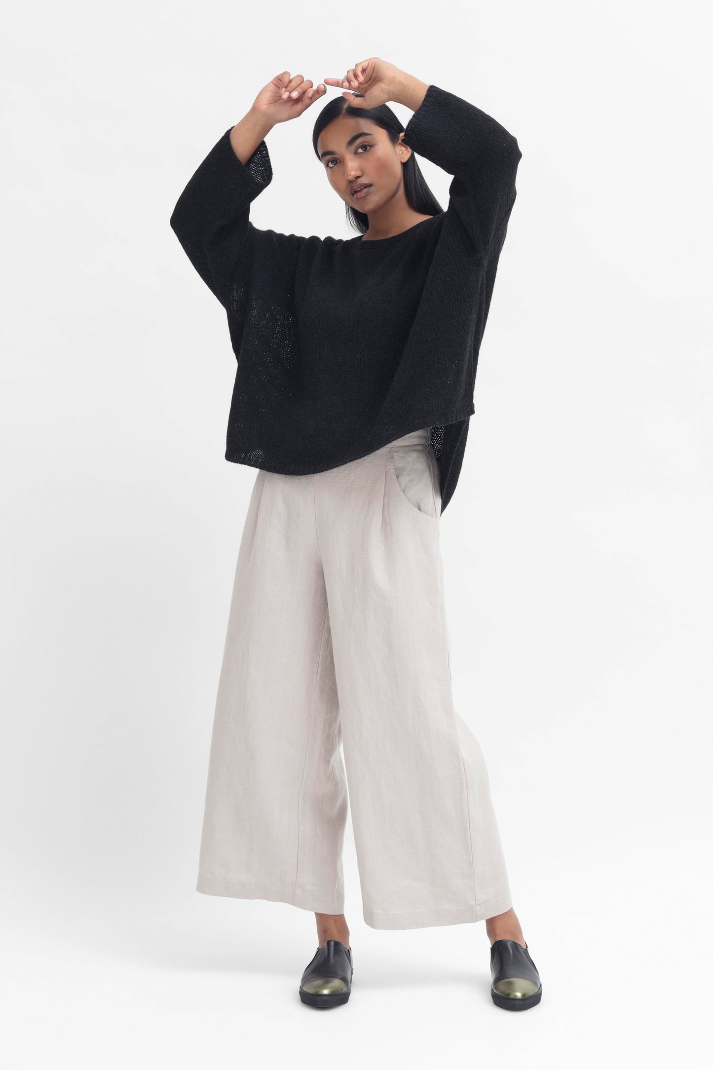 Anga Relaxed Box Fit Alpaca Yarn Knit Sweater Model Front Full Body Anastasia | Black
