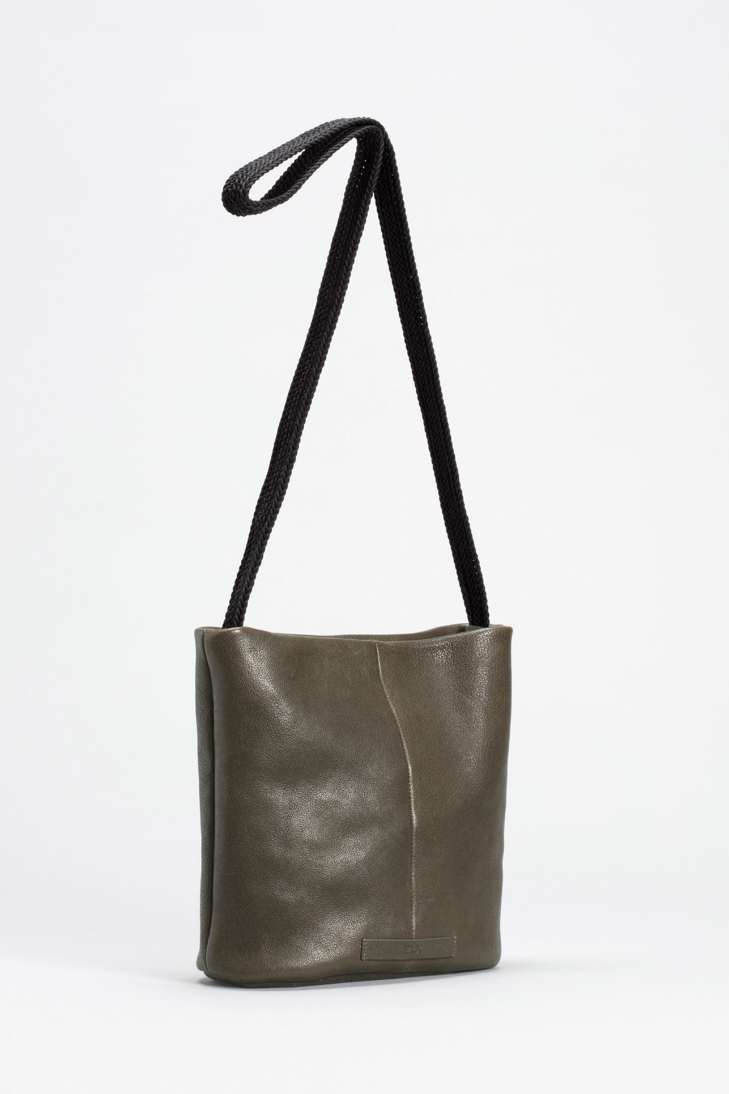 Tolmo Leather Bag With Plaited Strap Back | OLIVE