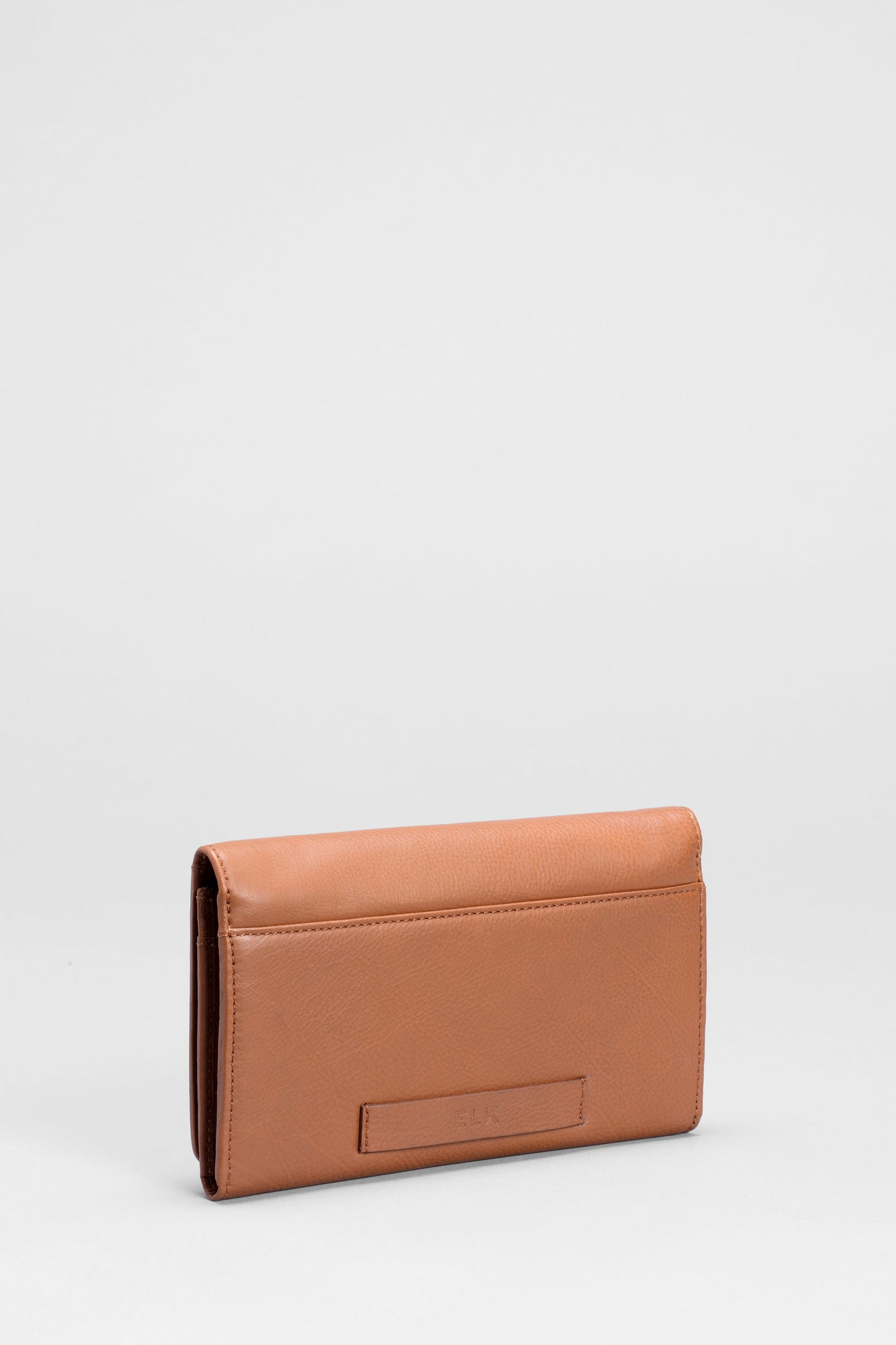 Flyta Remnant Leather Wallet Back | TAN